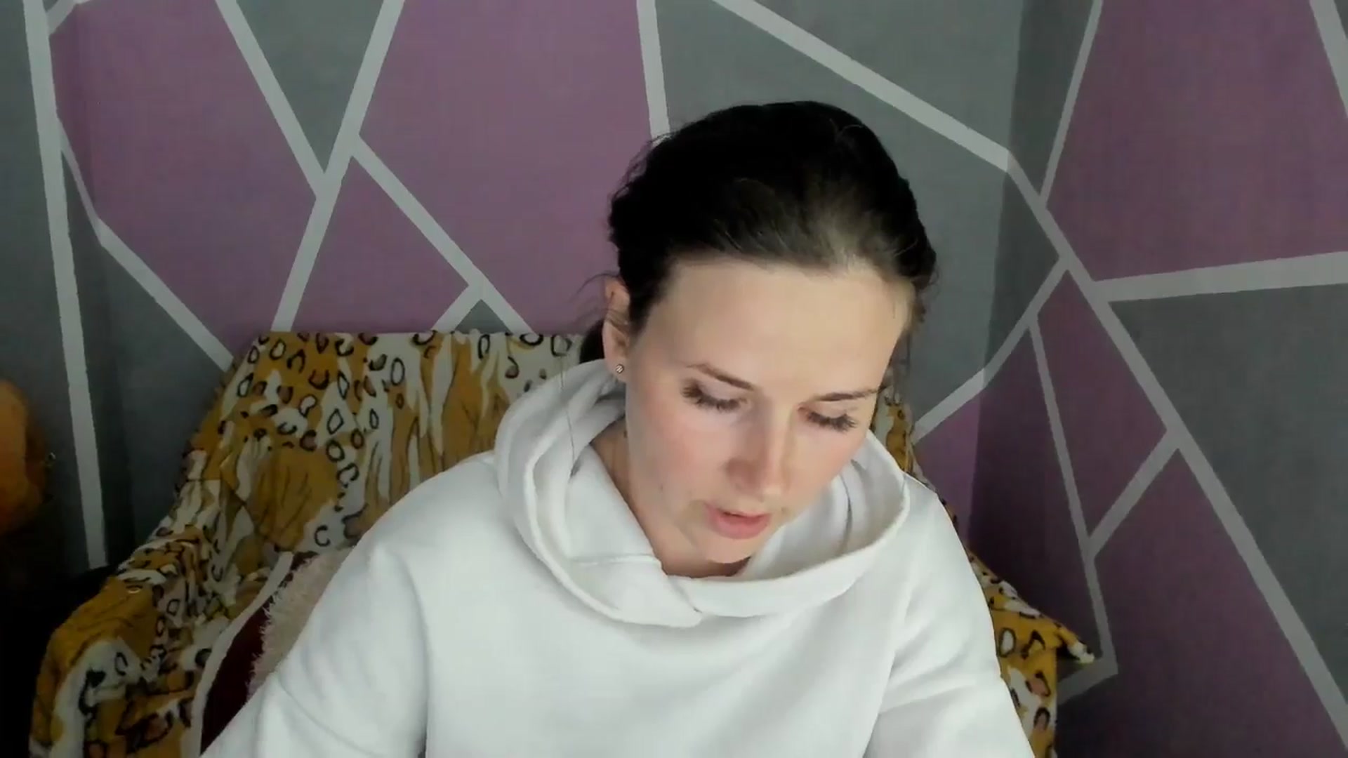 Gallery image thumbnail from Sexy_Ukr's myfreecams stream on, 05/02/2025, 18:38 image 18 of 20