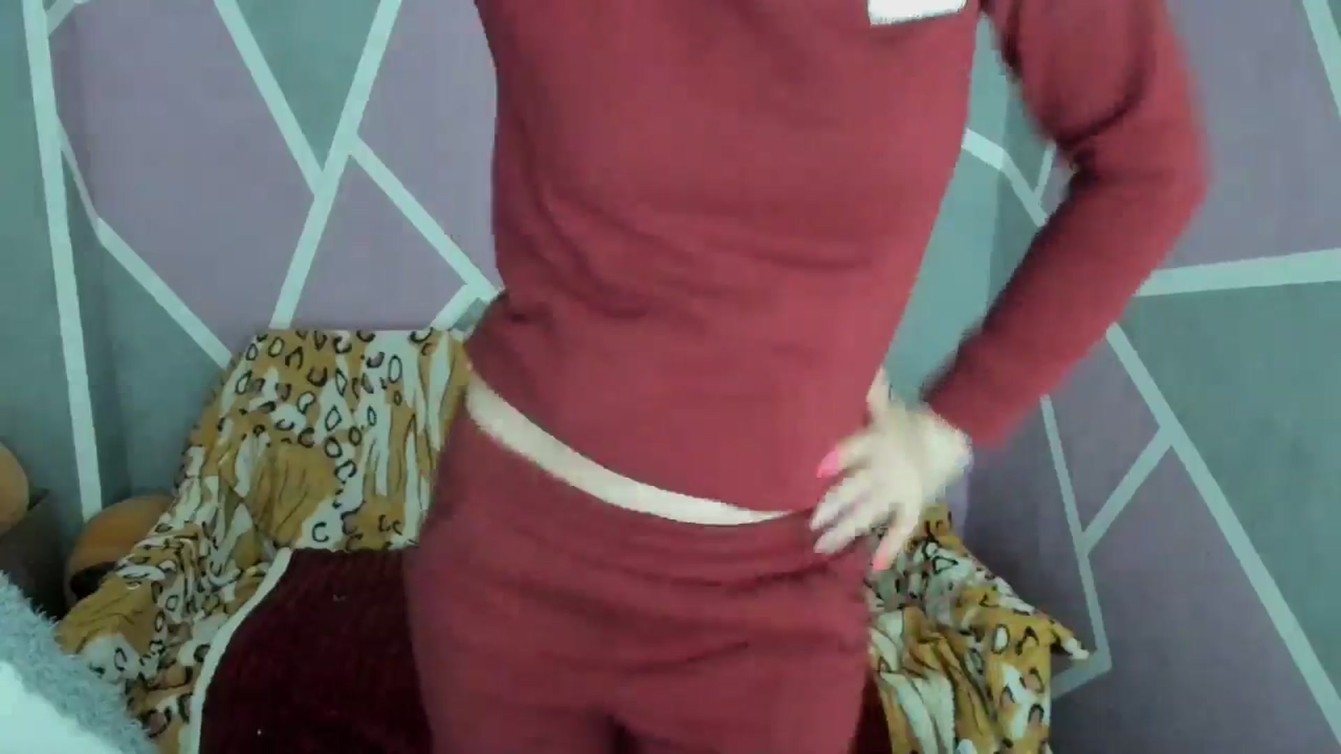 Gallery image thumbnail from Sexy_Ukr's myfreecams stream on, 05/03/2025, 18:19 image 15 of 20