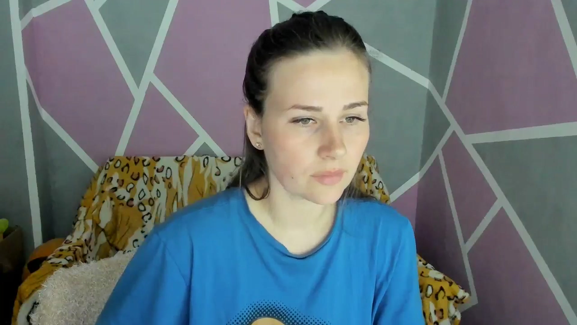Gallery image thumbnail from Sexy_Ukr's myfreecams stream on, 05/08/2025, 17:59 image 15 of 20