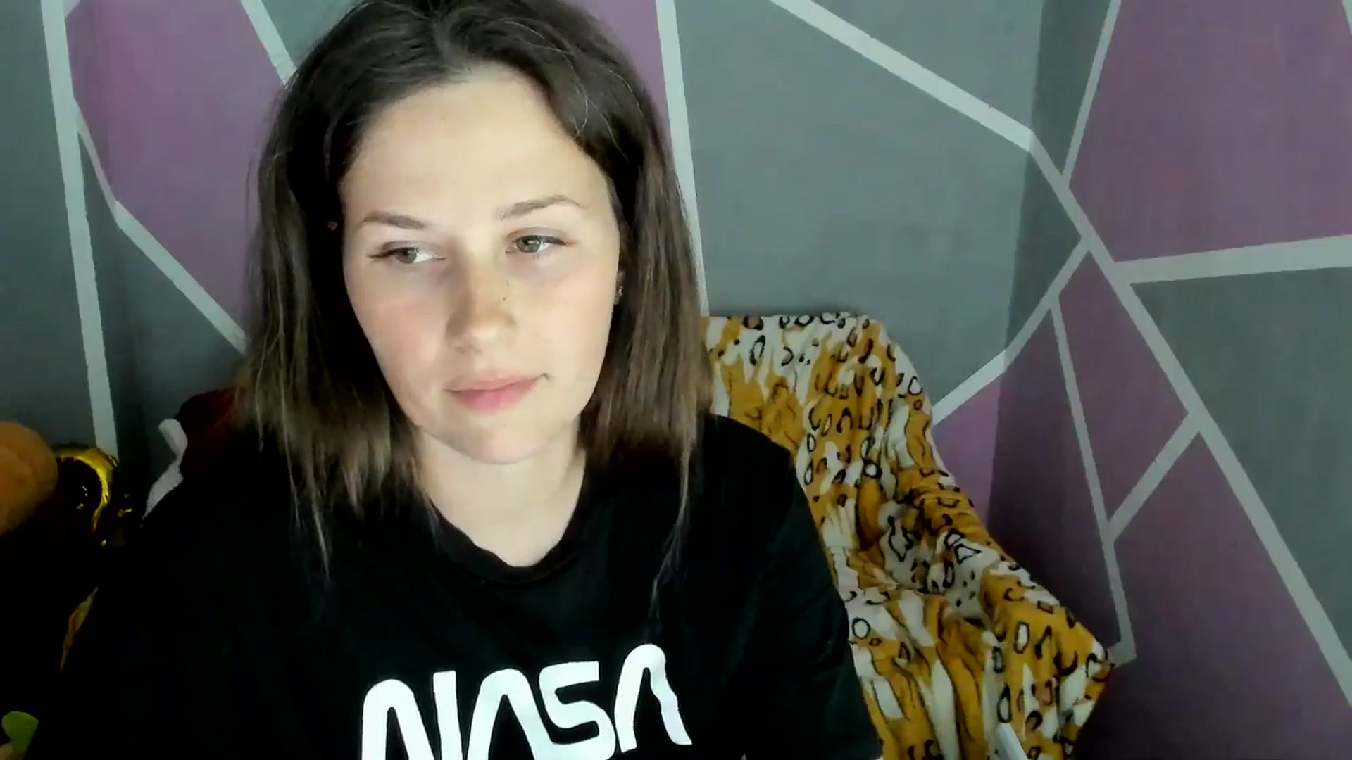 Gallery image thumbnail from Sexy_Ukr's myfreecams stream on, 06/26/2025, 17:38 image 16 of 20