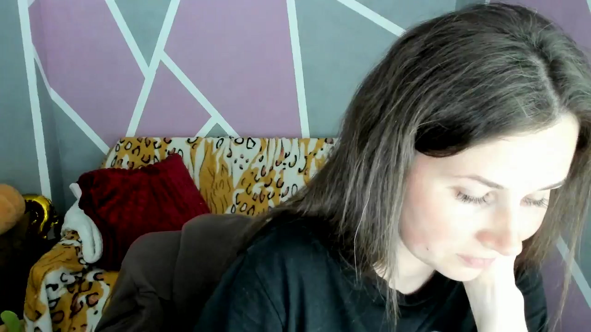 Gallery image thumbnail from Sexy_Ukr's myfreecams stream on, 06/26/2025, 17:38 image 15 of 20