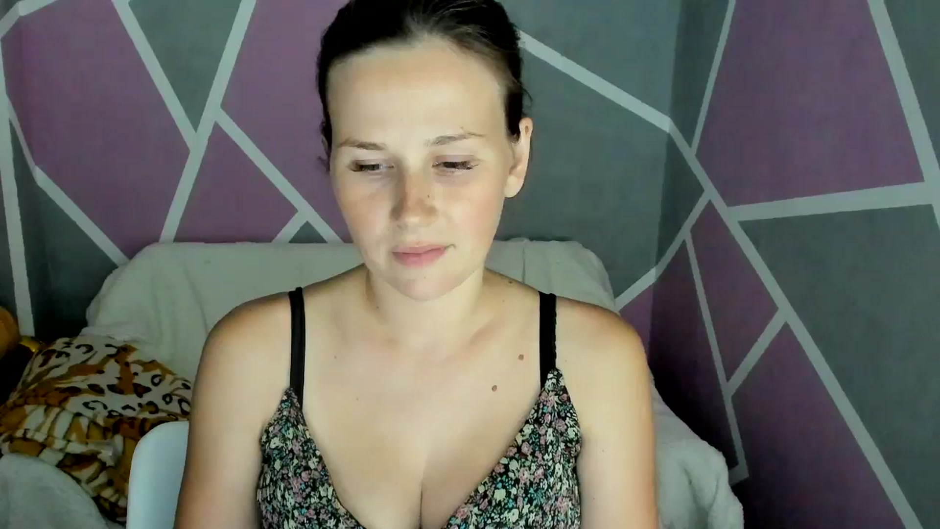 Gallery image thumbnail from Sexy_Ukr's myfreecams stream on, 08/11/2025, 17:51 image 16 of 20
