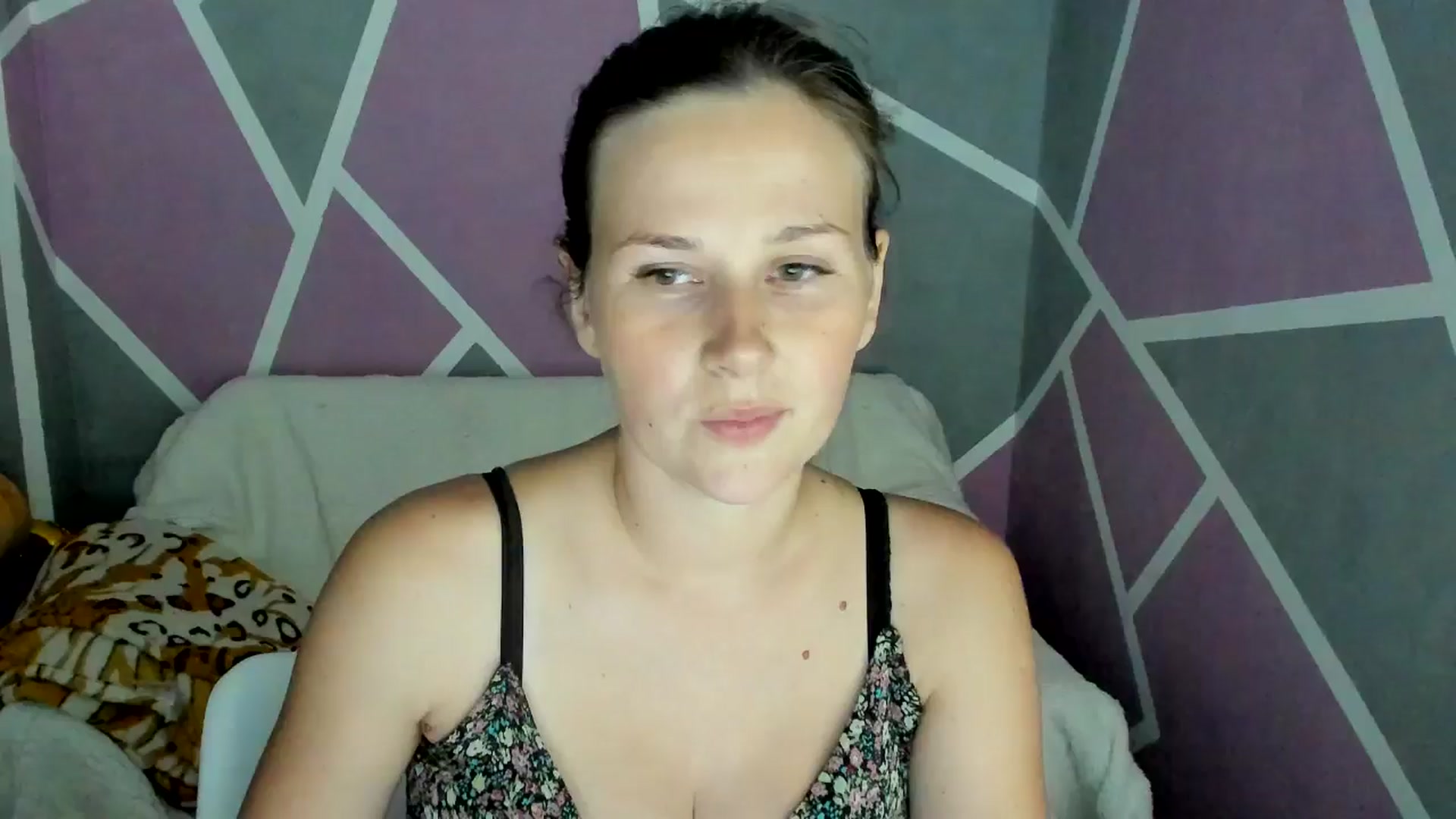 Gallery image thumbnail from Sexy_Ukr's myfreecams stream on, 08/11/2025, 17:51 image 17 of 20