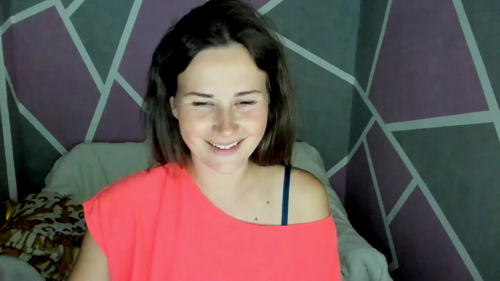 Gallery image thumbnail from Sexy_Ukr's myfreecams stream on, 08/16/2025, 18:11 image 18 of 20