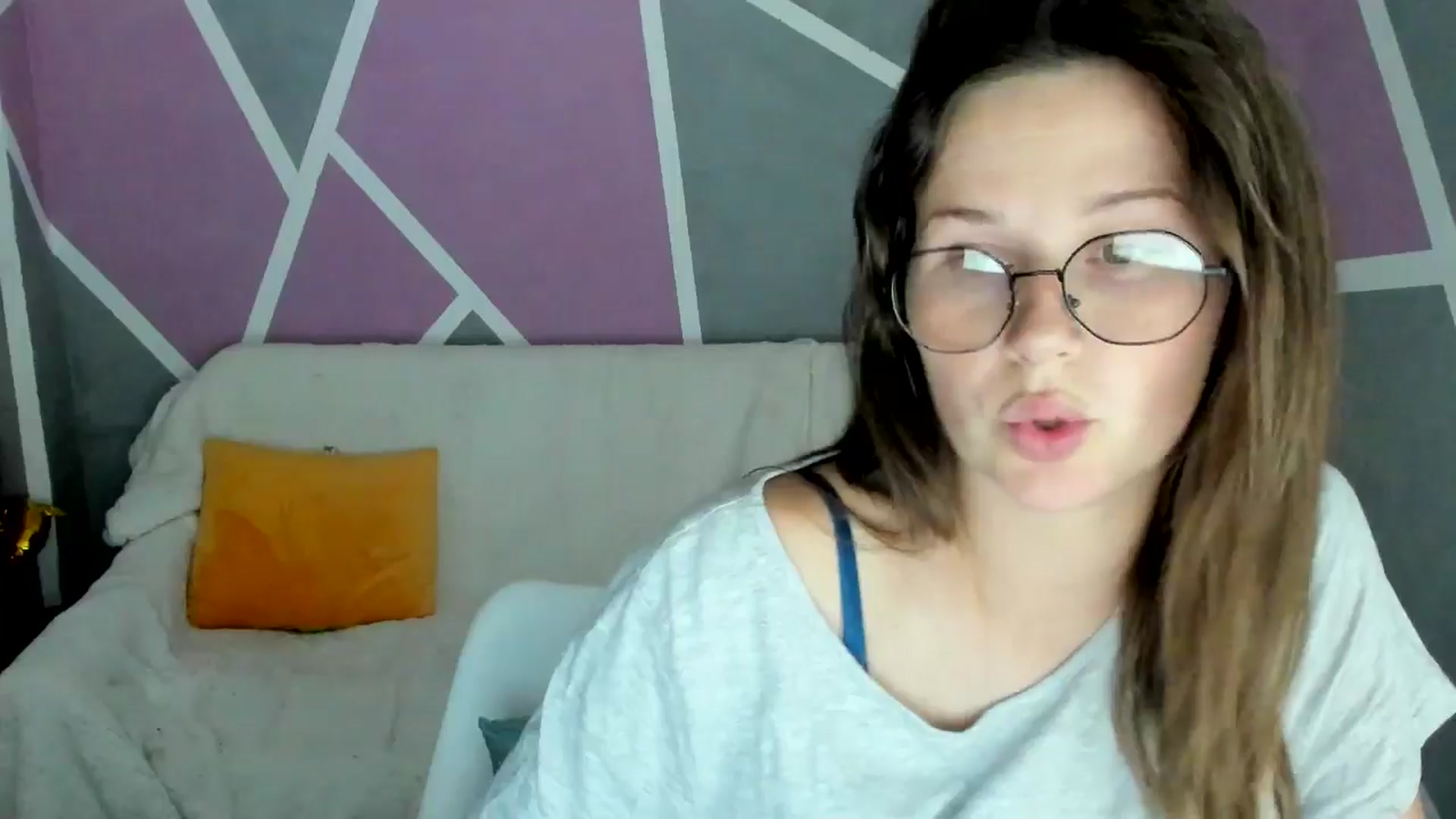 Gallery image thumbnail from Sexy_Ukr's myfreecams stream on, 09/02/2025, 17:04 image 16 of 20