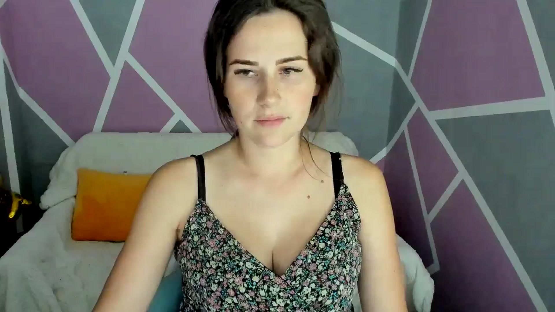 Gallery image thumbnail from Sexy_Ukr's myfreecams stream on, 09/05/2025, 17:24 image 3 of 20