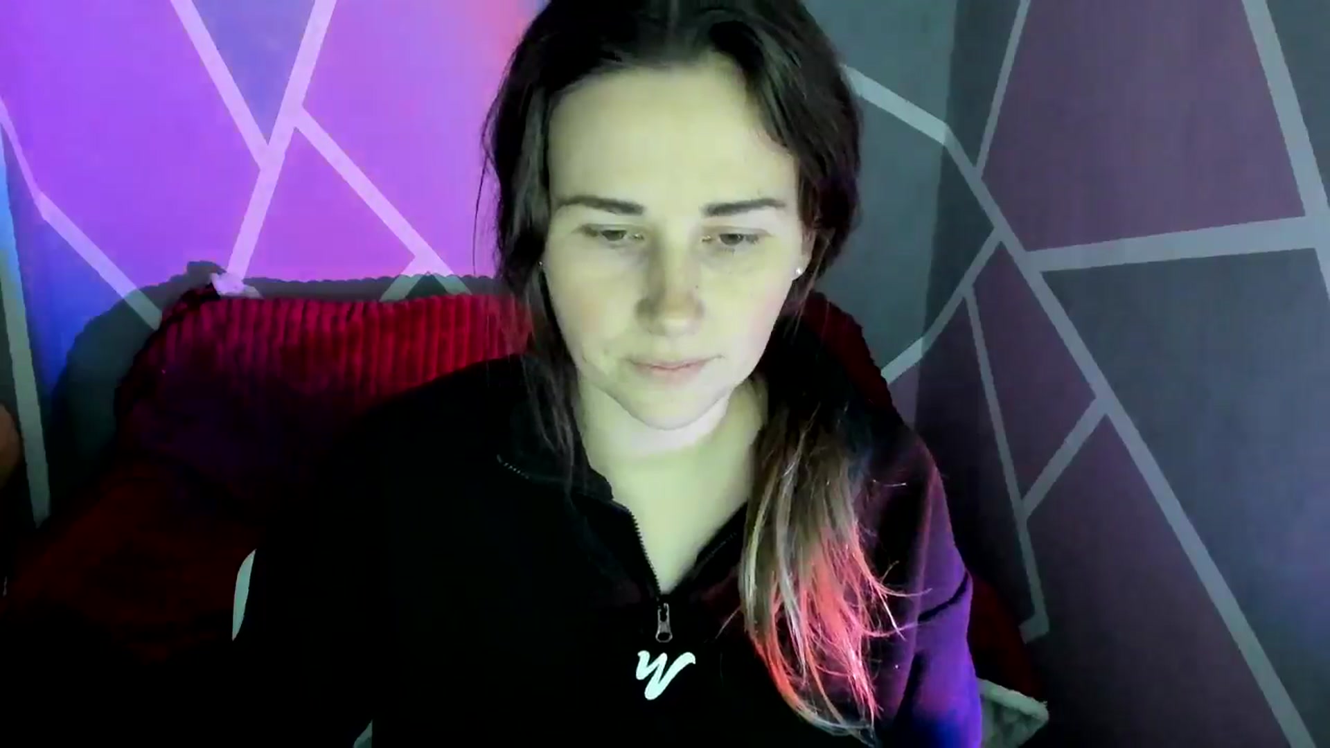 Gallery image thumbnail from Sexy_Ukr's myfreecams stream on, 12/12/2025, 19:01 image 6 of 20