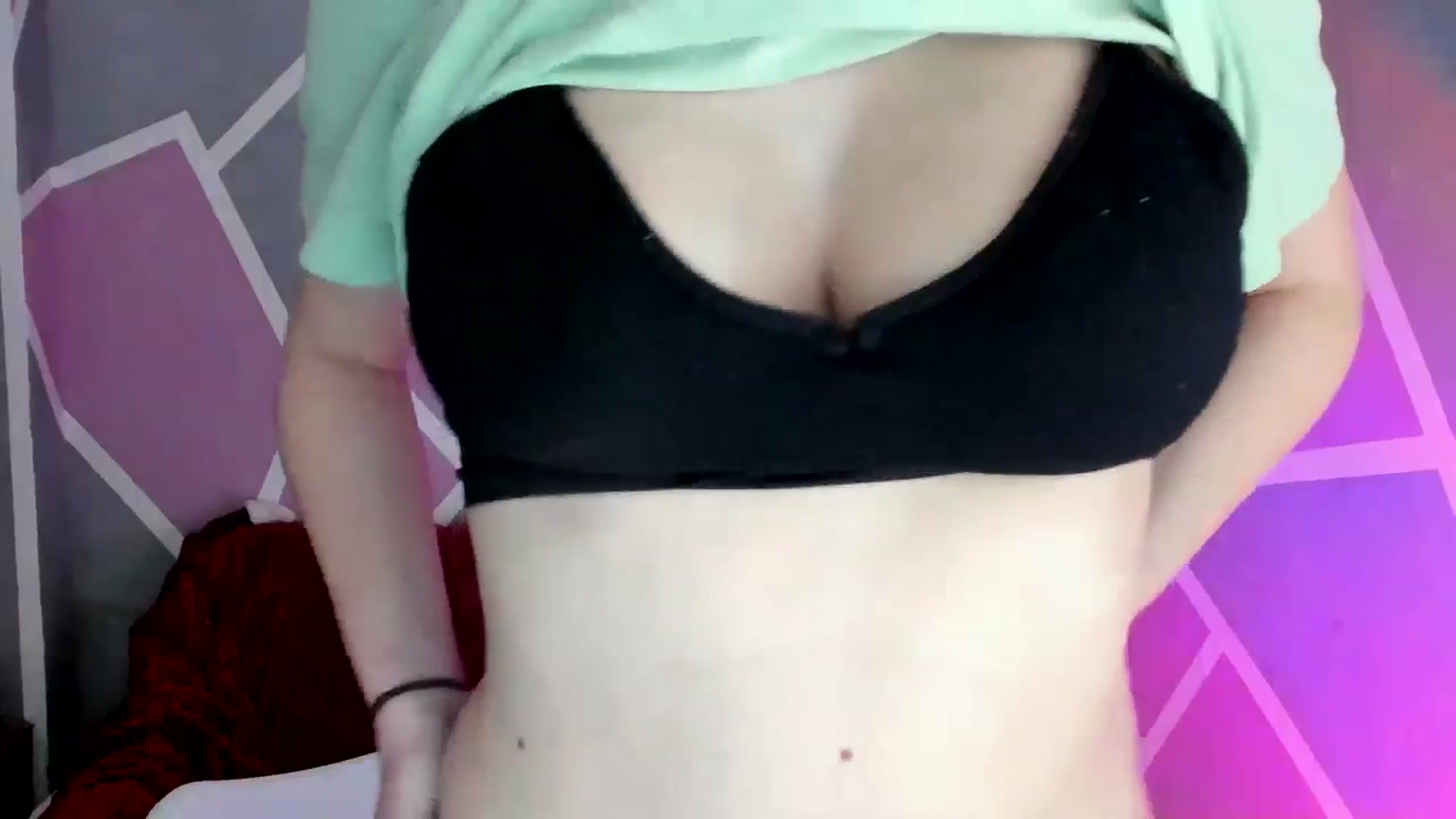 Gallery image thumbnail from Sexy_Ukr's myfreecams stream on, 05/07/2026, 16:43 image 11 of 20