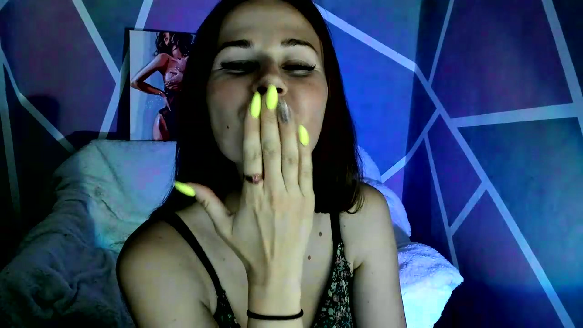 Gallery image thumbnail from Sexy_Ukr's myfreecams stream on, 06/25/2026, 18:51 image 18 of 20