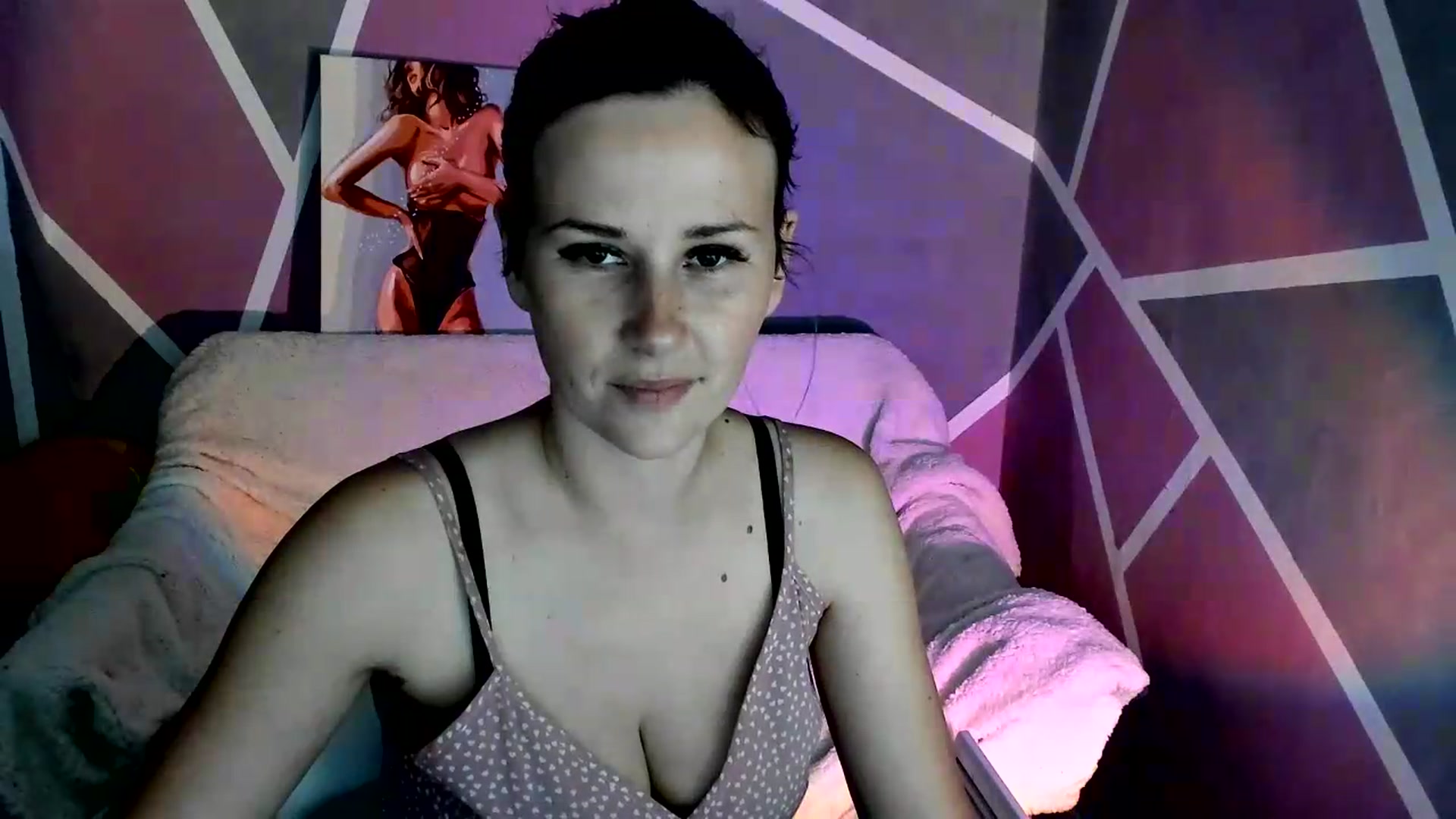 Gallery image thumbnail from Sexy_Ukr's myfreecams stream on, 08/01/2026, 19:11 image 8 of 20