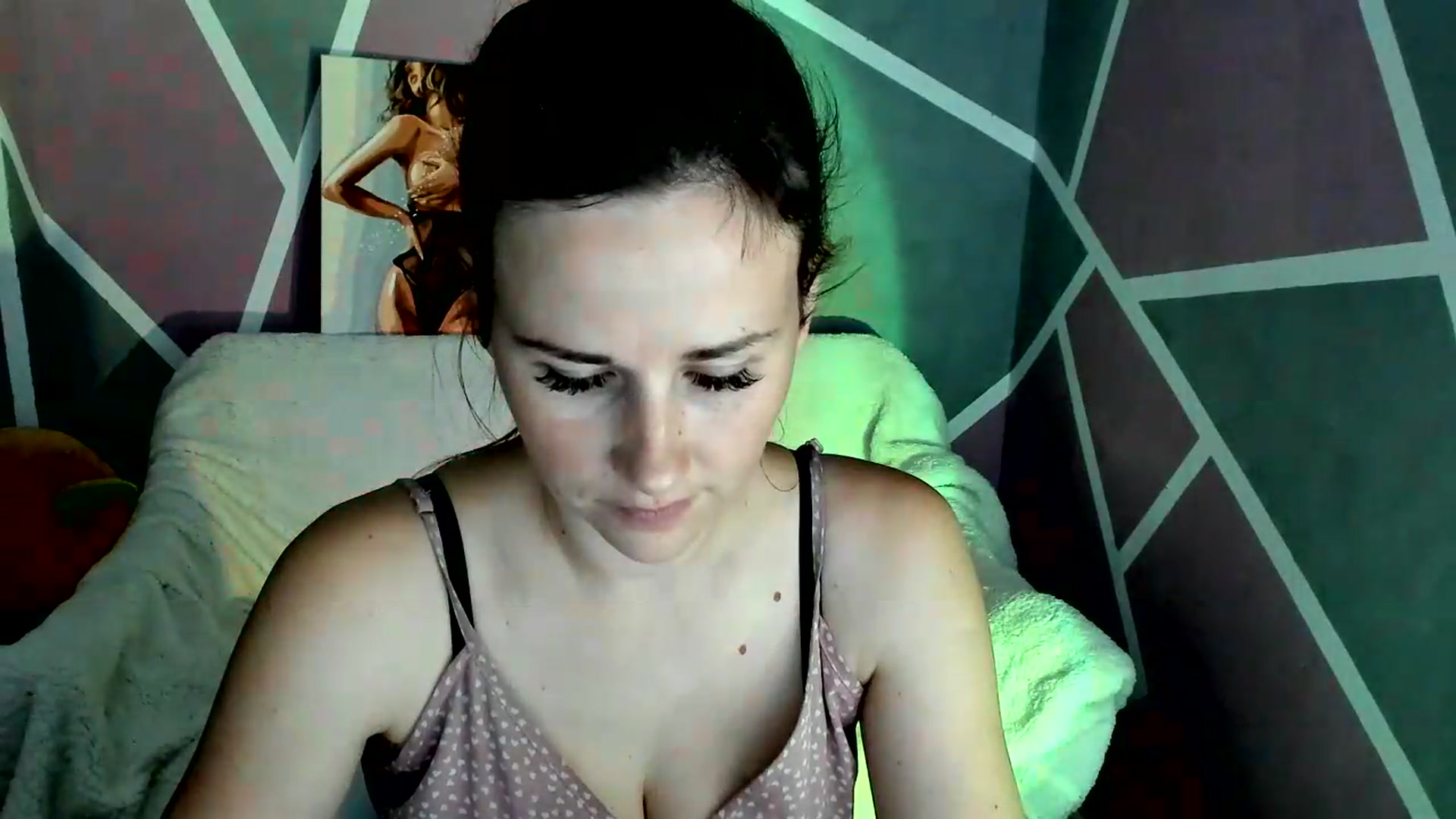 Gallery image thumbnail from Sexy_Ukr's myfreecams stream on, 08/13/2026, 19:52 image 17 of 20