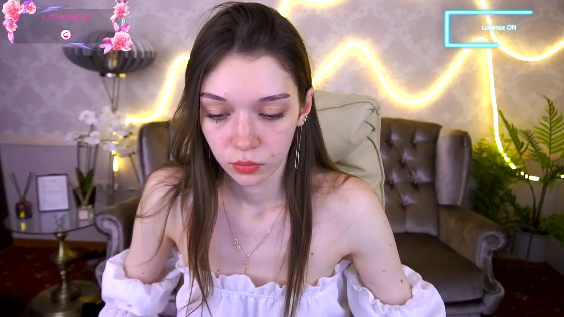 Gallery image thumbnail from Sexy_X_Cherry's myfreecams stream on, 06/15/2025, 13:46 image 5 of 20