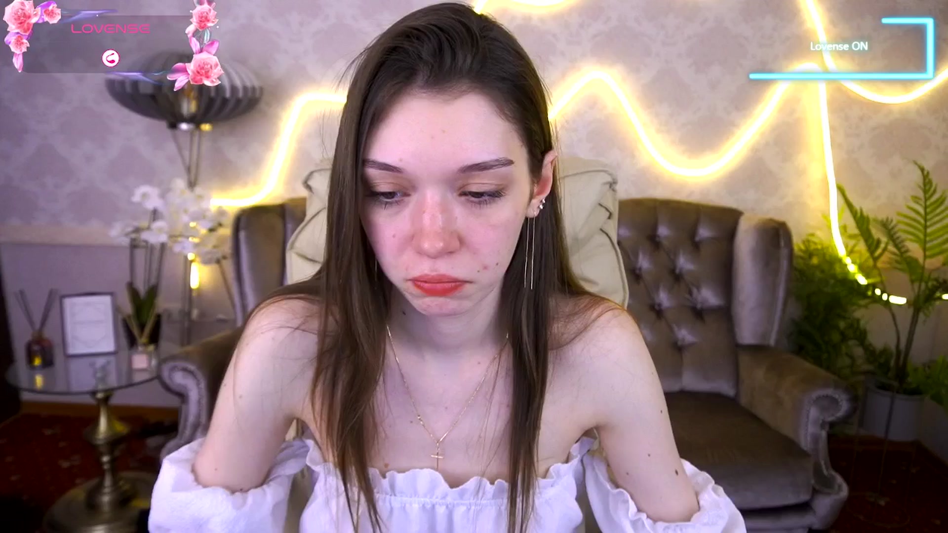 Gallery image thumbnail from Sexy_X_Cherry's myfreecams stream on, 06/15/2025, 13:46 image 9 of 20