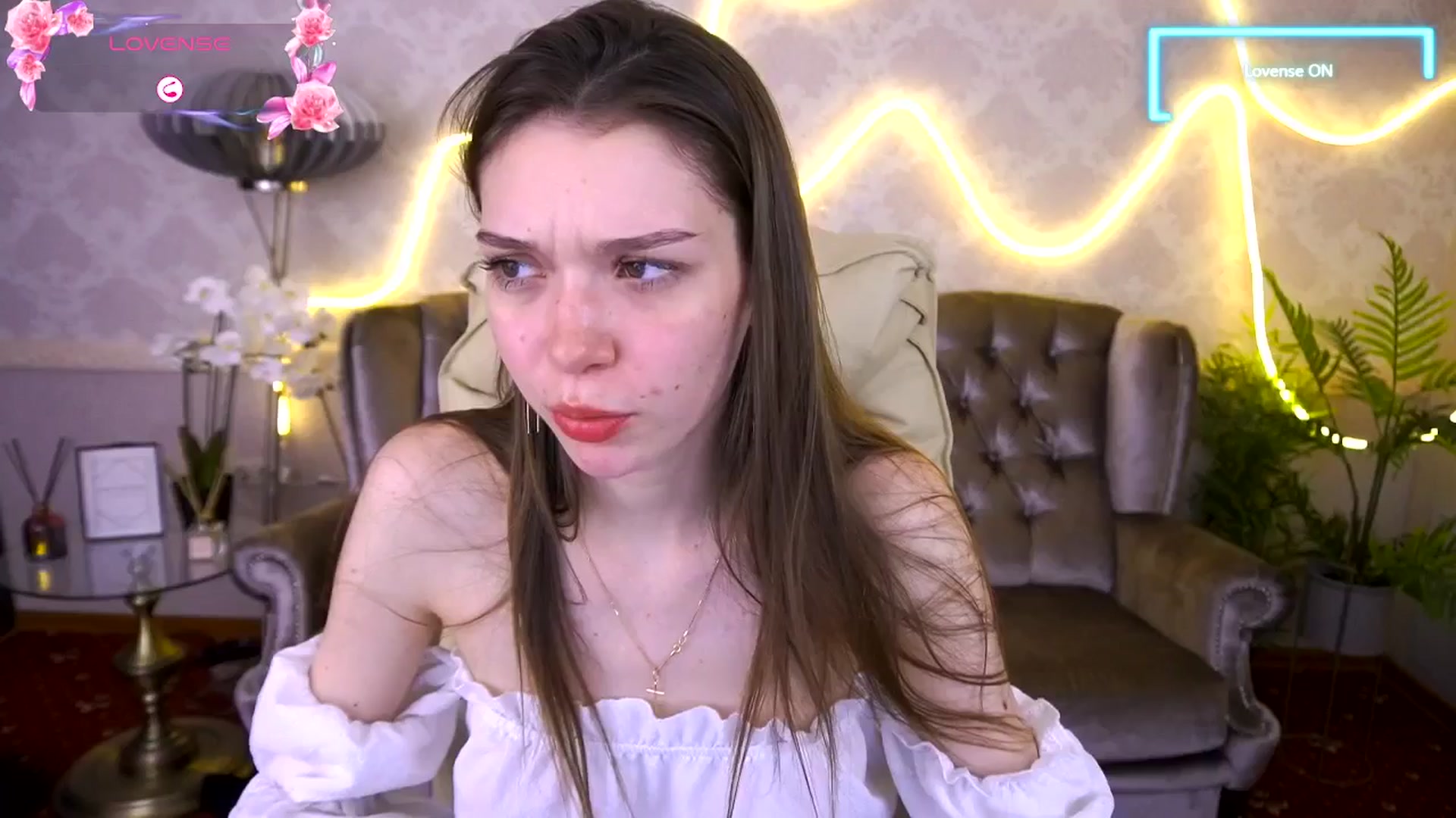 Gallery image thumbnail from Sexy_X_Cherry's myfreecams stream on, 06/15/2025, 15:08 image 16 of 20