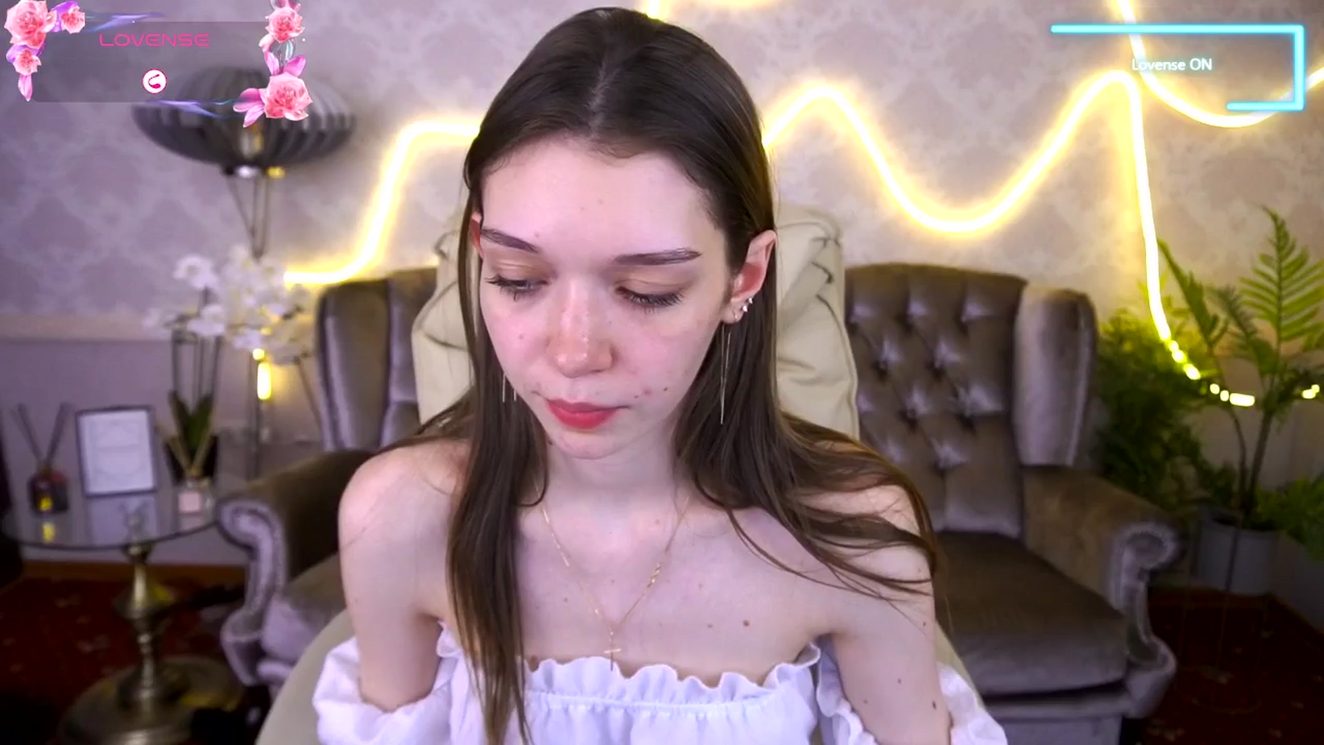 Gallery image thumbnail from Sexy_X_Cherry's myfreecams stream on, 06/15/2025, 16:02 image 6 of 20