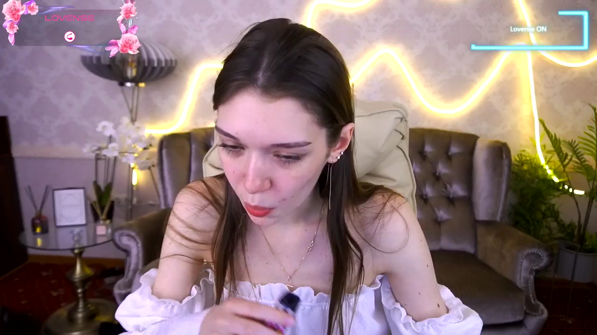 Gallery image thumbnail from Sexy_X_Cherry's myfreecams stream on, 06/15/2025, 16:33 image 3 of 20