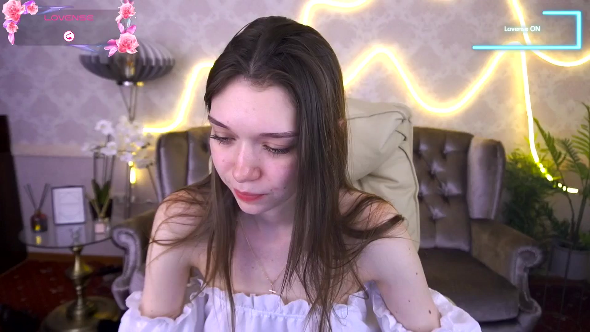 Gallery image thumbnail from Sexy_X_Cherry's myfreecams stream on, 06/15/2025, 16:33 image 15 of 20