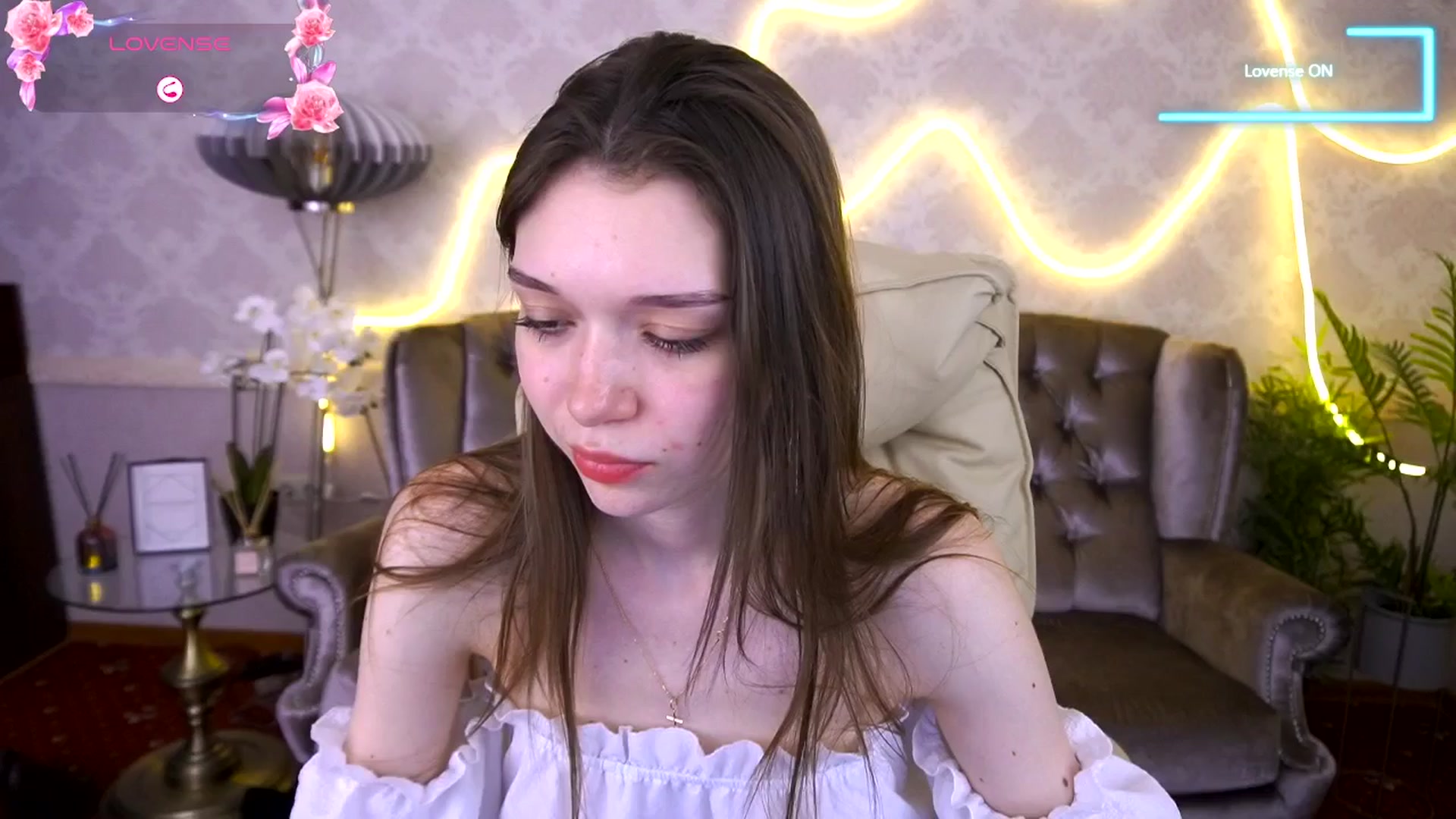 Gallery image thumbnail from Sexy_X_Cherry's myfreecams stream on, 06/15/2025, 16:33 image 12 of 20