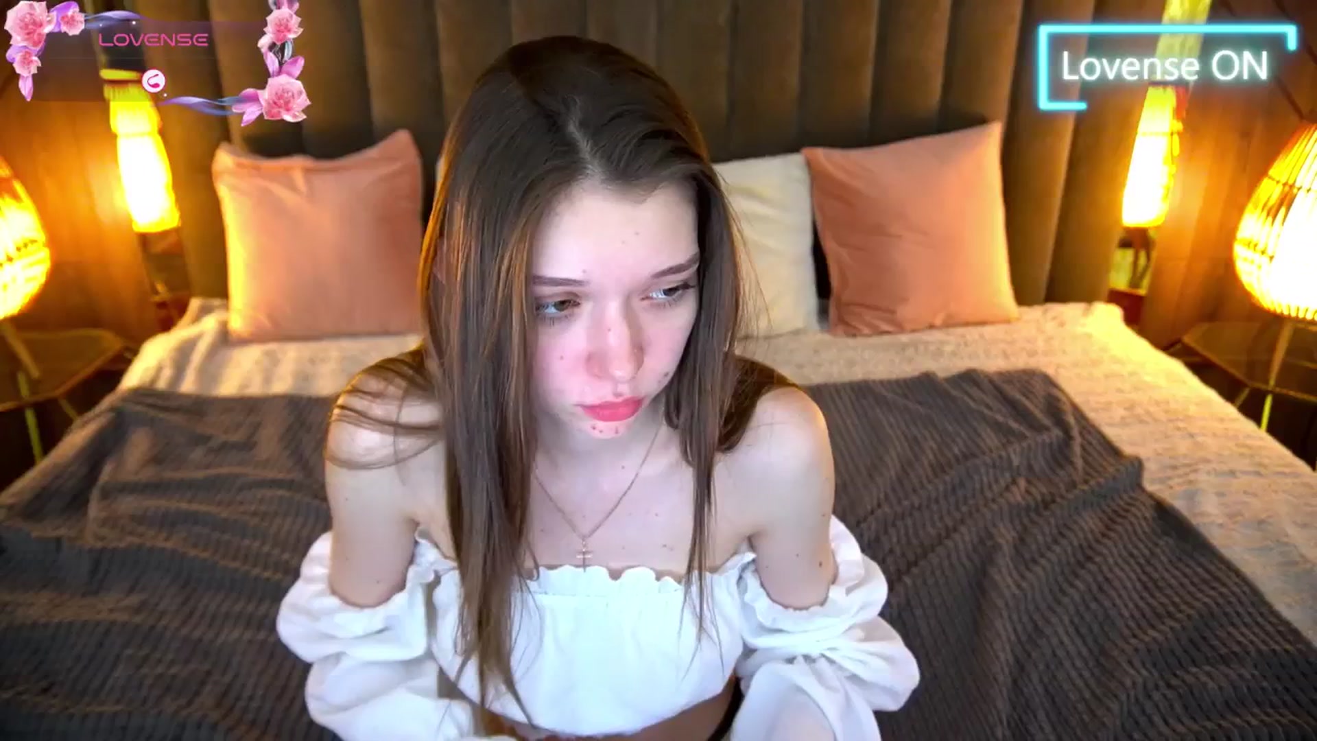 Gallery image thumbnail from Sexy_X_Cherry's myfreecams stream on, 06/17/2025, 17:38 image 6 of 20