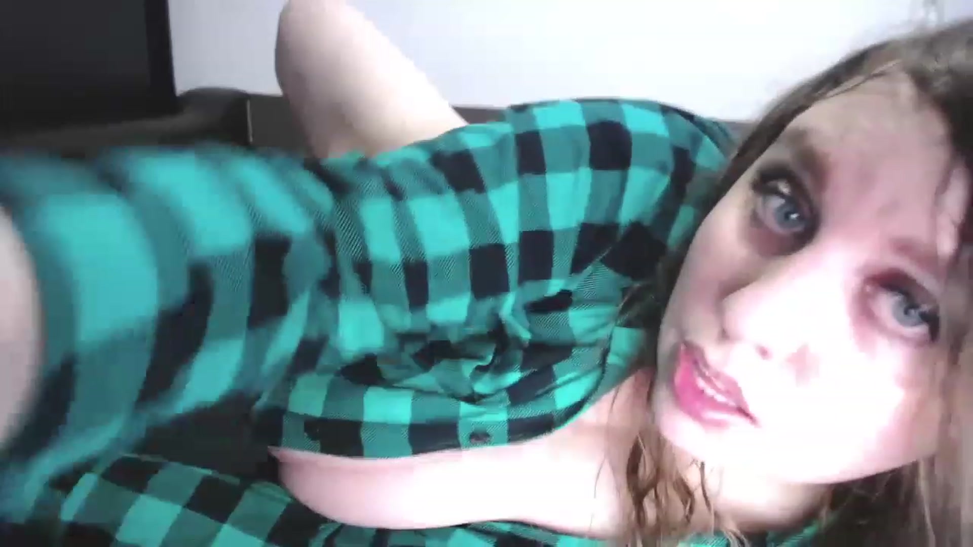 Gallery image thumbnail from Sexy_Yennifer's myfreecams stream on, 02/19/2023, 12:56 image 6 of 20