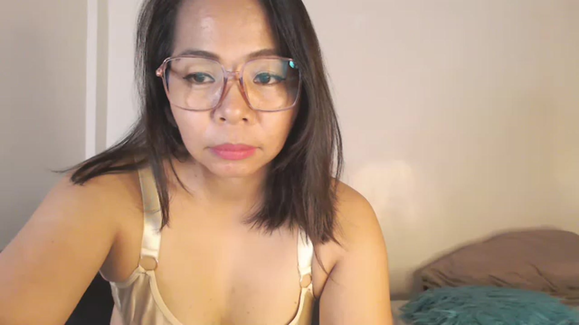 Gallery image thumbnail from Sexy_ass24's myfreecams stream on, 05/07/2023, 12:07 image 5 of 20