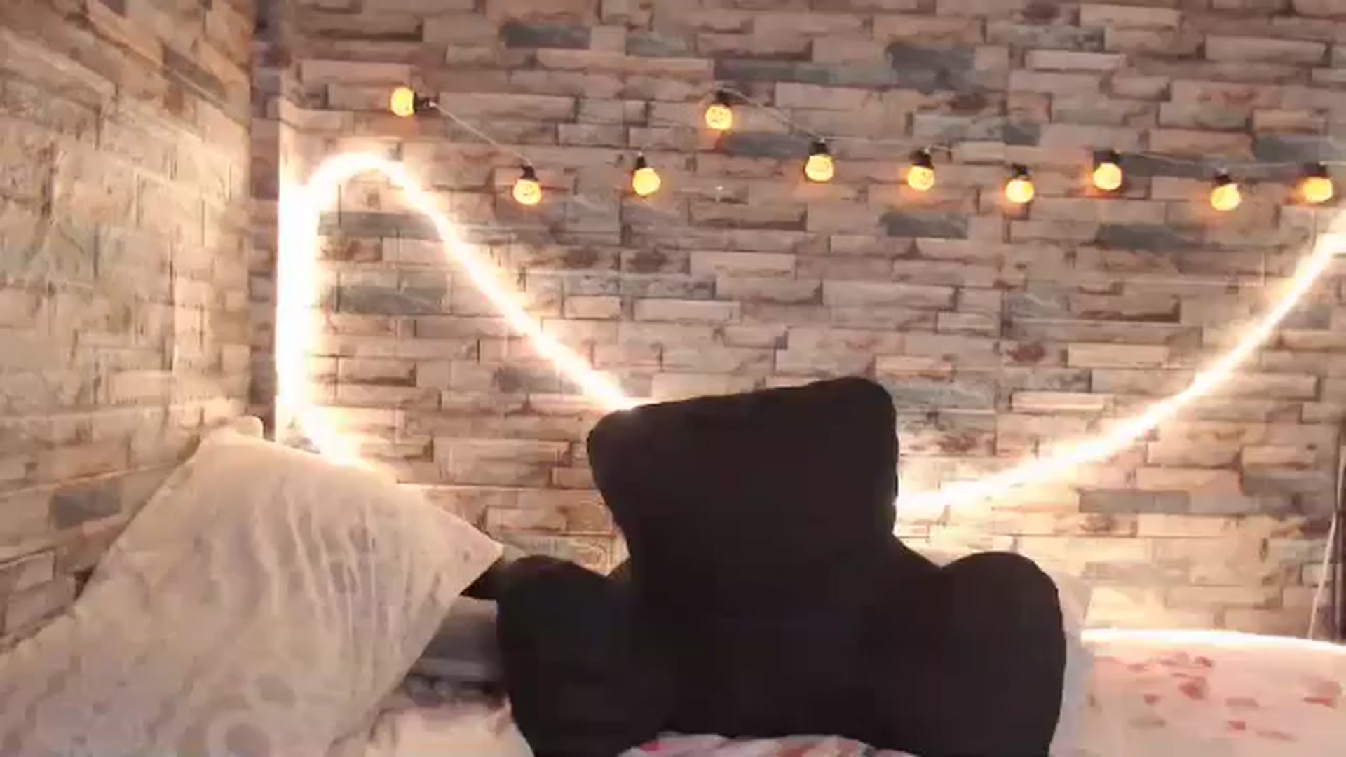 Gallery image thumbnail from Sexy_ass24's myfreecams stream on, 10/31/2025, 12:13 image 1 of 20