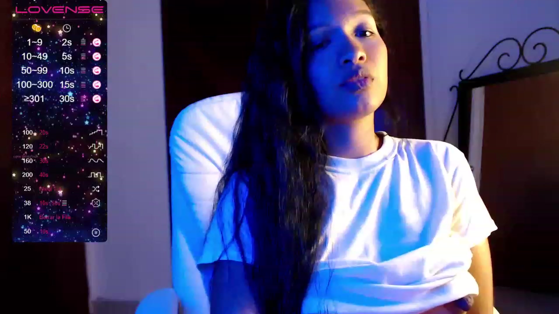 Gallery image thumbnail from Sexy_latina69's myfreecams stream on, 11/17/2022, 03:48 image 7 of 20