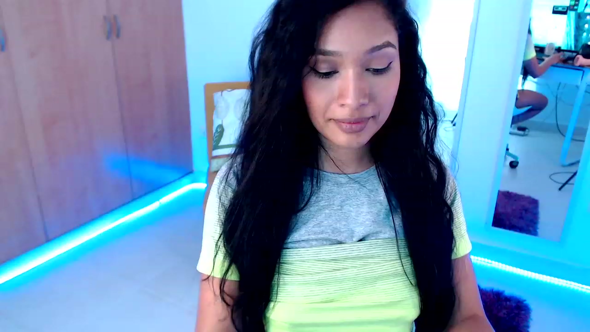 Gallery image thumbnail from Sexy_latina69's myfreecams stream on, 06/21/2023, 15:38 image 12 of 20