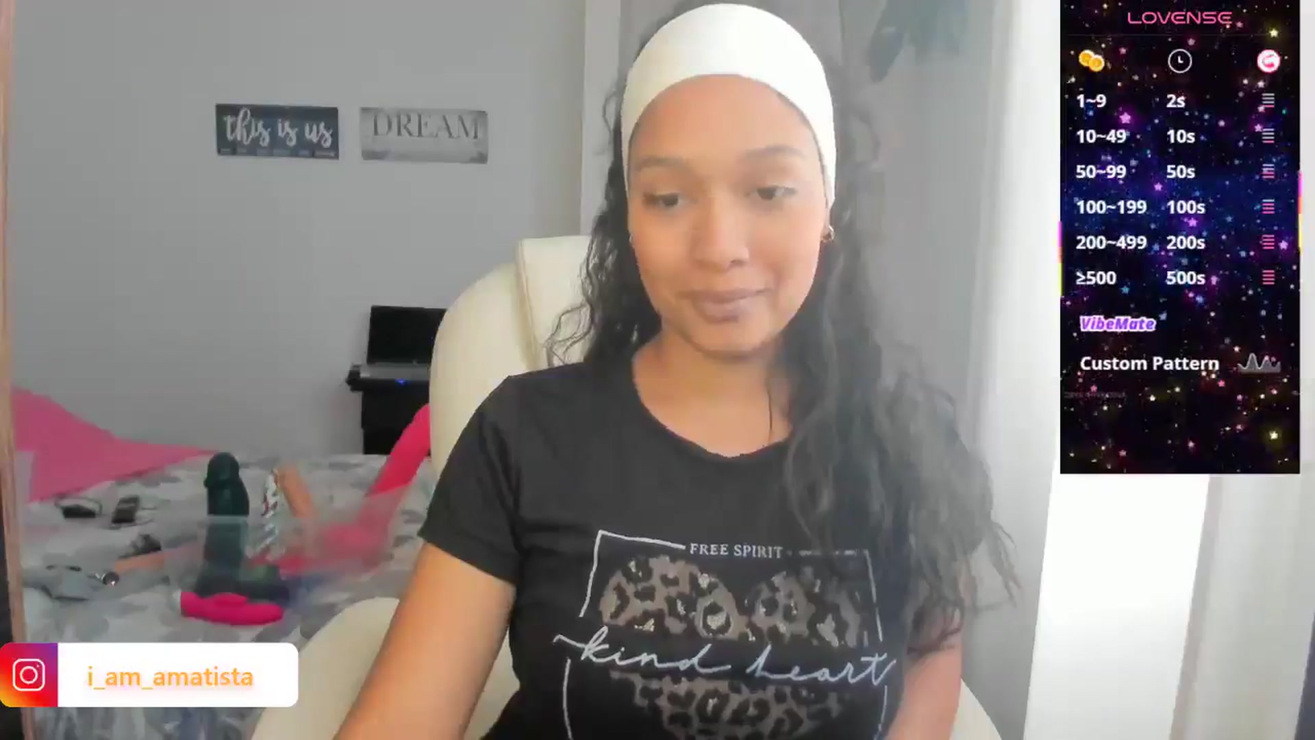 Gallery image thumbnail from Sexy_latina69's myfreecams stream on, 03/03/2025, 15:11 image 6 of 20