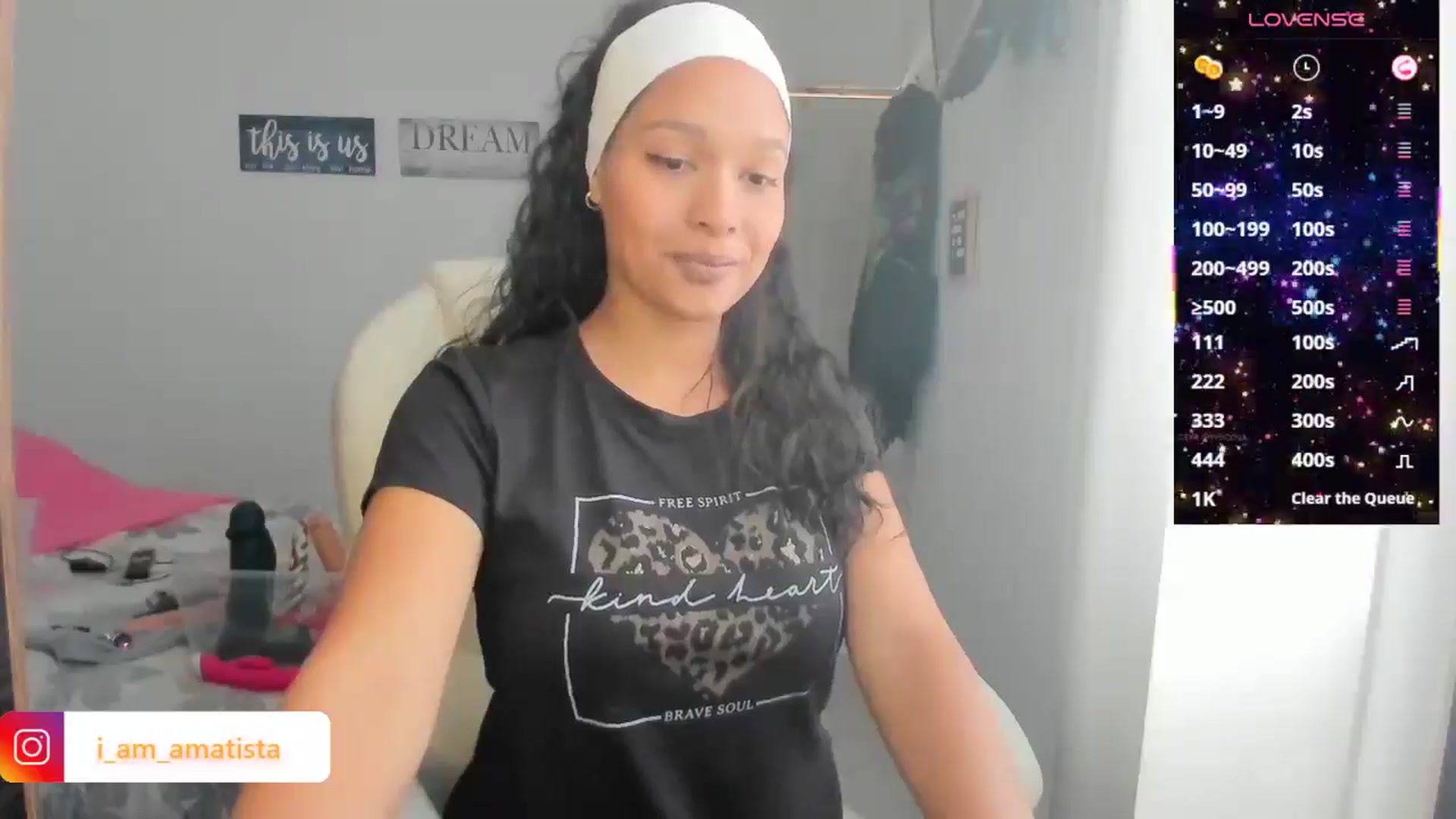 Gallery image thumbnail from Sexy_latina69's myfreecams stream on, 03/03/2025, 15:11 image 14 of 20