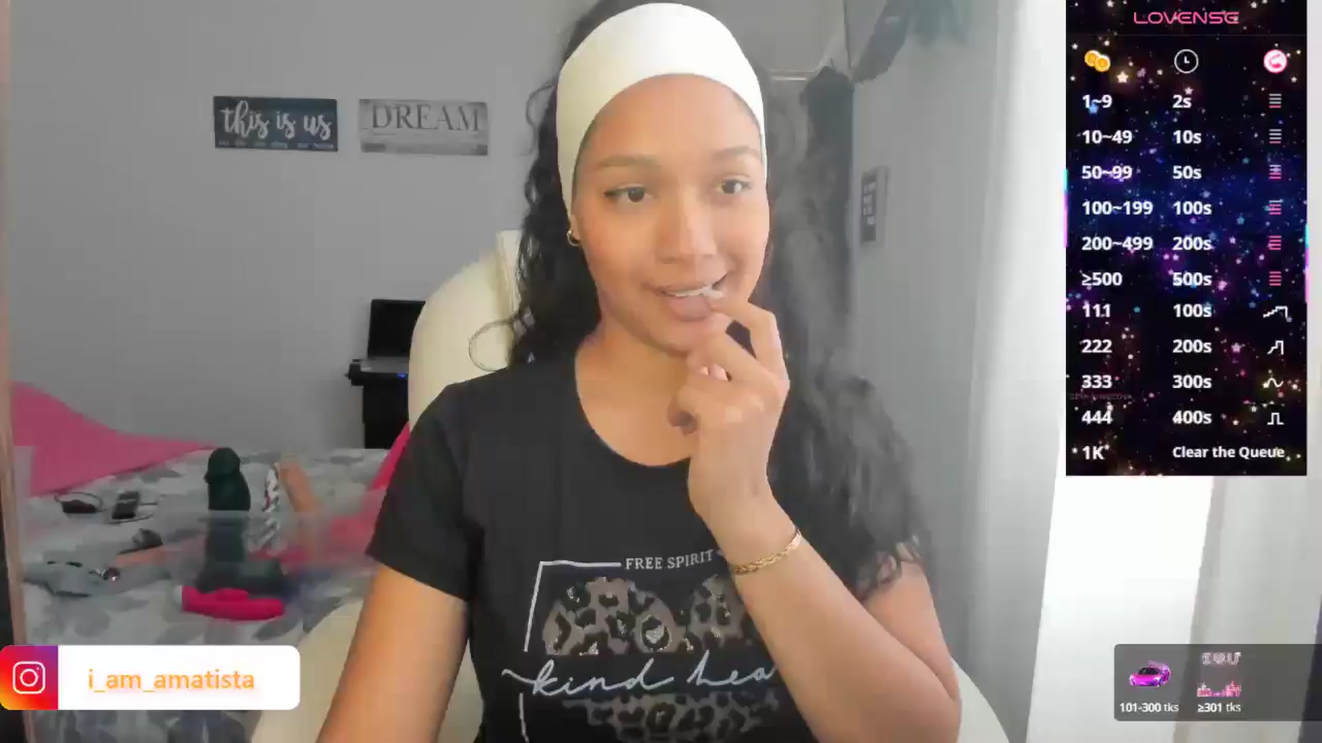 Gallery image thumbnail from Sexy_latina69's myfreecams stream on, 03/03/2025, 15:11 image 1 of 20