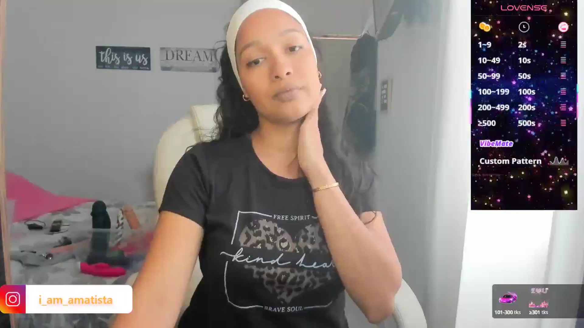 Gallery image thumbnail from Sexy_latina69's myfreecams stream on, 03/03/2025, 15:11 image 15 of 20