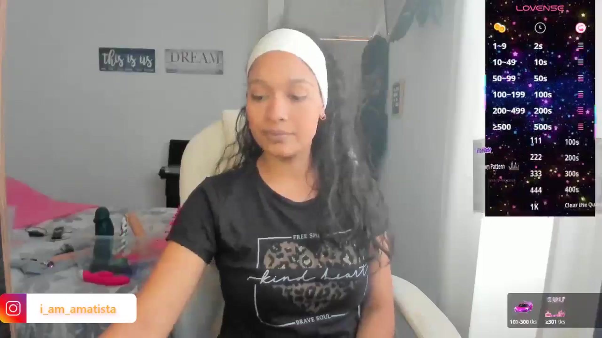 Gallery image thumbnail from Sexy_latina69's myfreecams stream on, 03/03/2025, 15:11 image 9 of 20