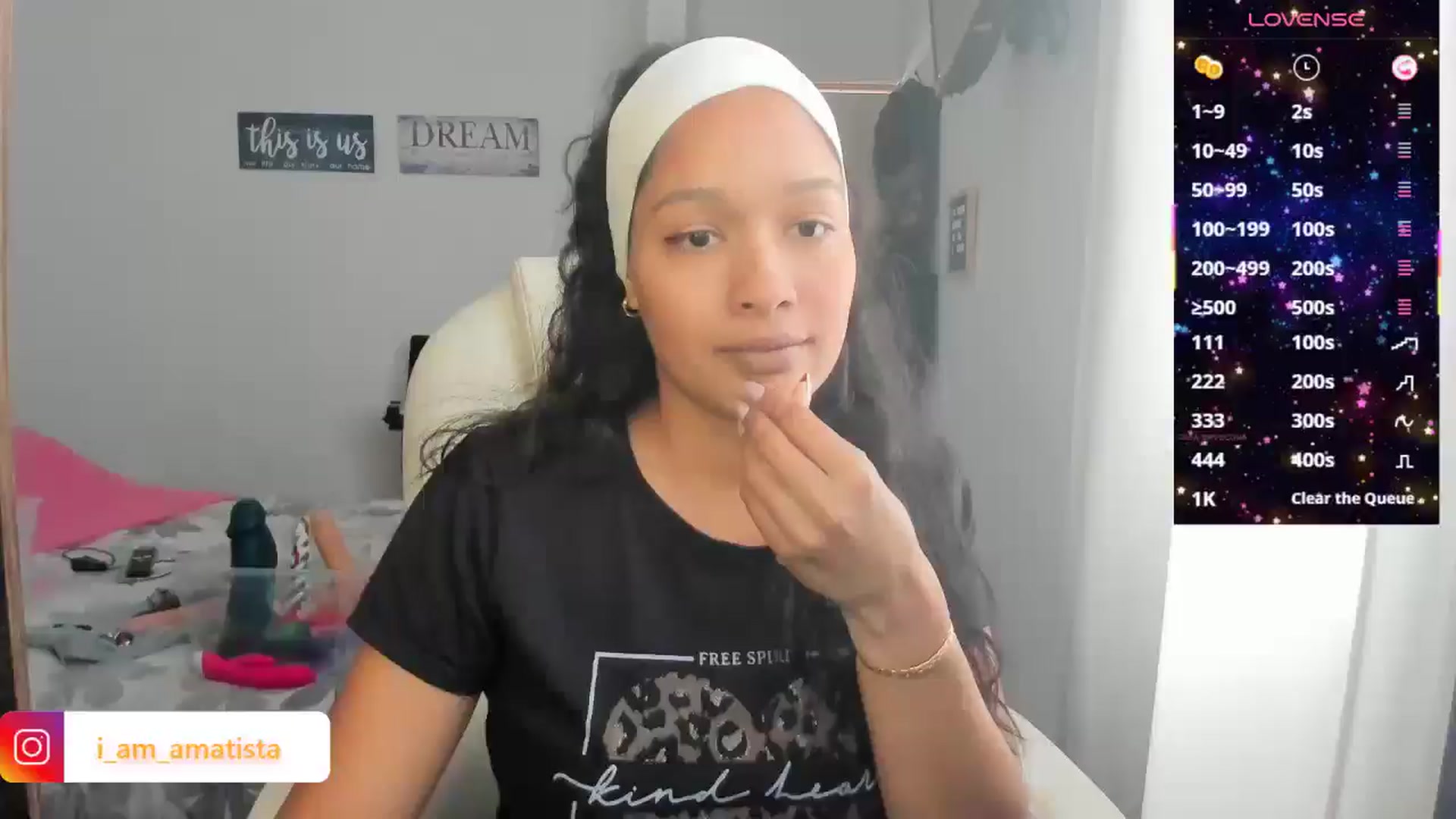 Gallery image thumbnail from Sexy_latina69's myfreecams stream on, 03/03/2025, 16:03 image 14 of 20