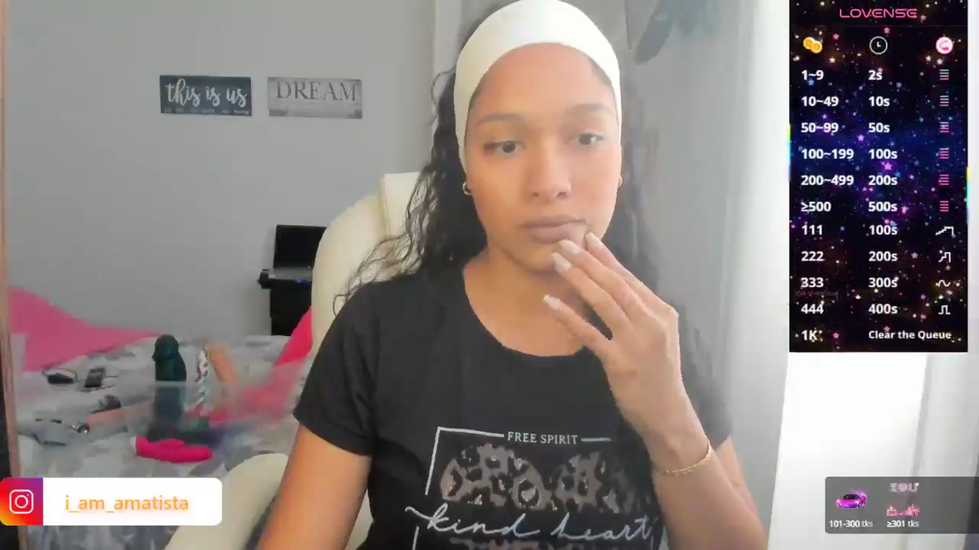 Gallery image thumbnail from Sexy_latina69's myfreecams stream on, 03/03/2025, 16:03 image 2 of 20
