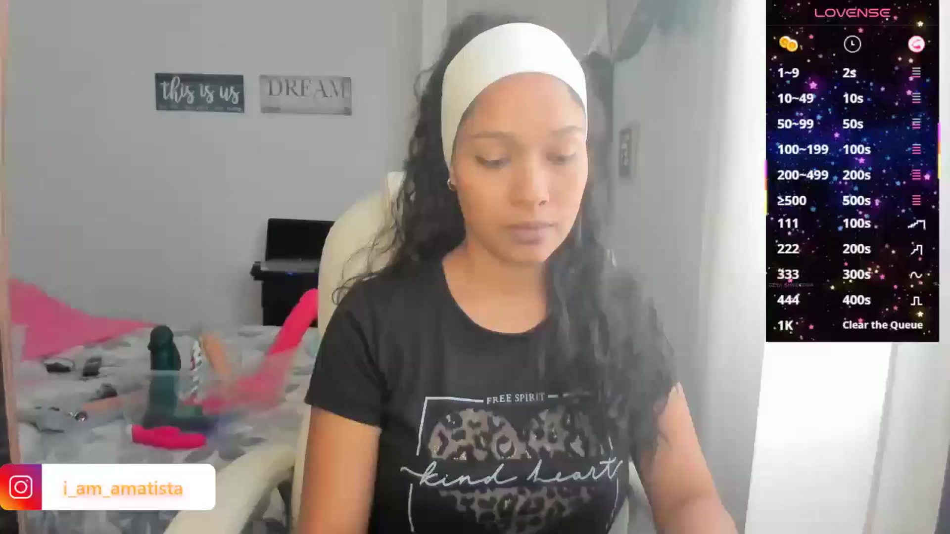 Gallery image thumbnail from Sexy_latina69's myfreecams stream on, 03/03/2025, 16:03 image 8 of 20