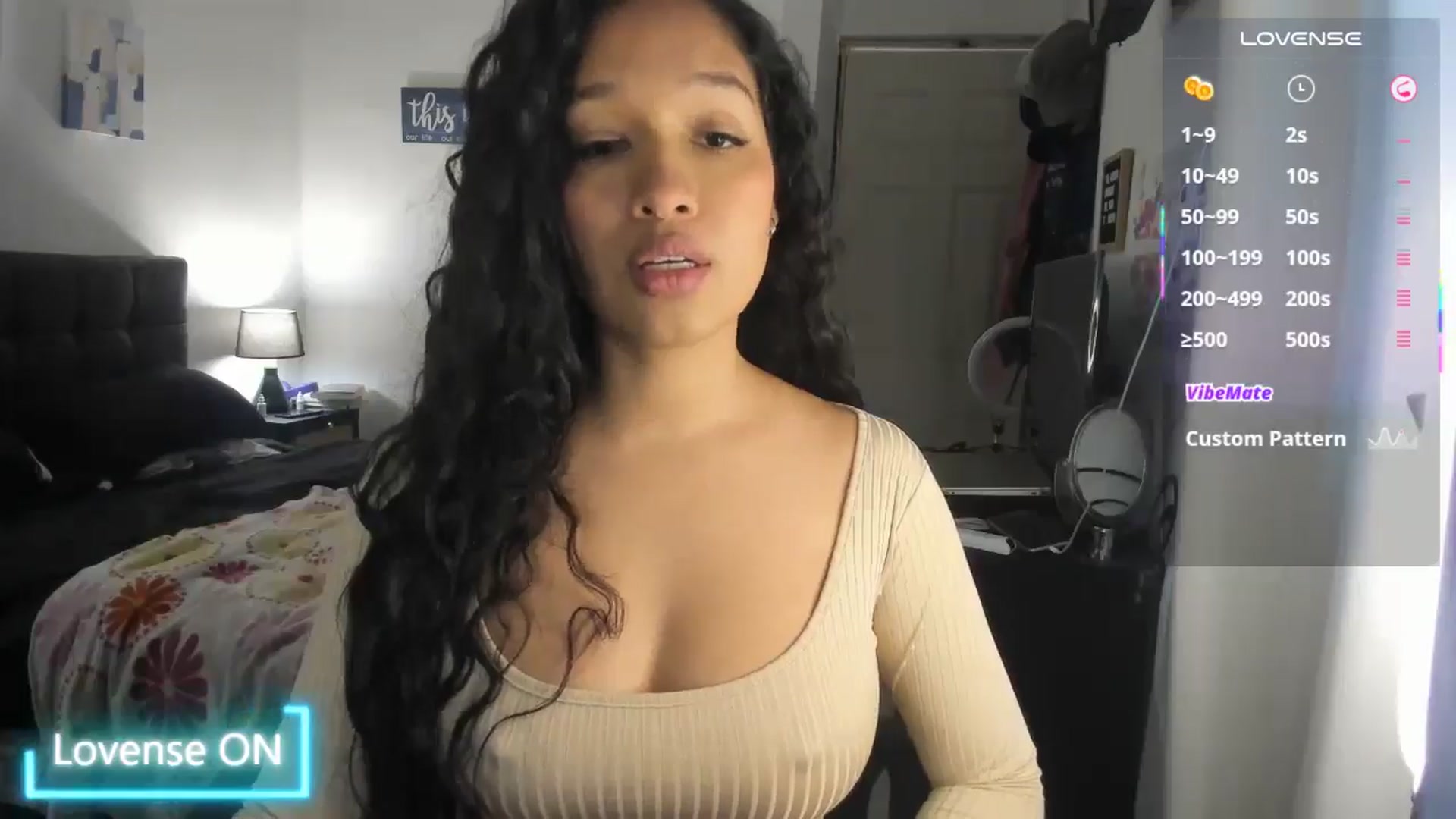 Gallery image thumbnail from Sexy_latina69's myfreecams stream on, 06/20/2025, 16:13 image 9 of 20