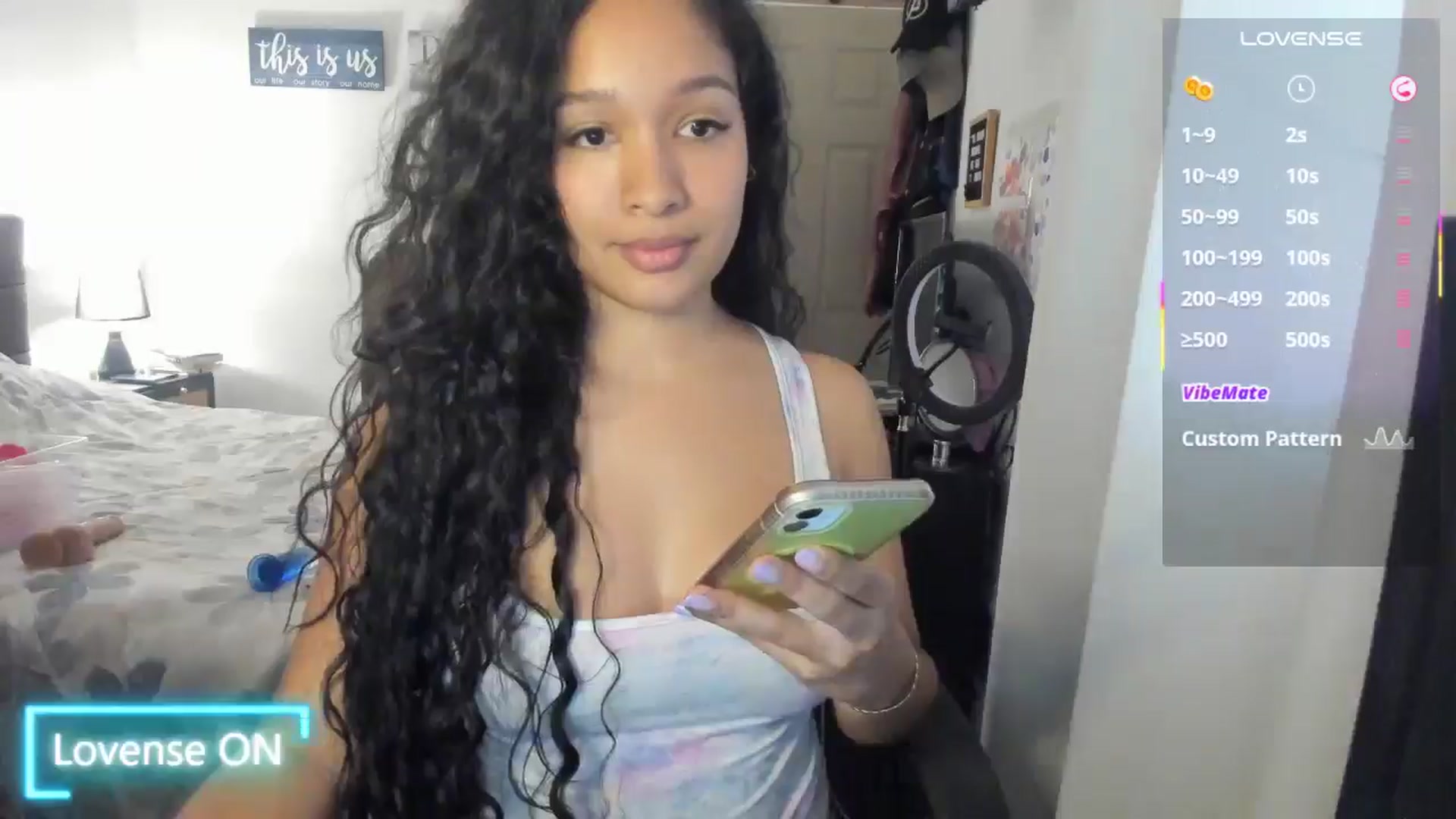 Gallery image thumbnail from Sexy_latina69's myfreecams stream on, 06/24/2025, 16:33 image 7 of 20