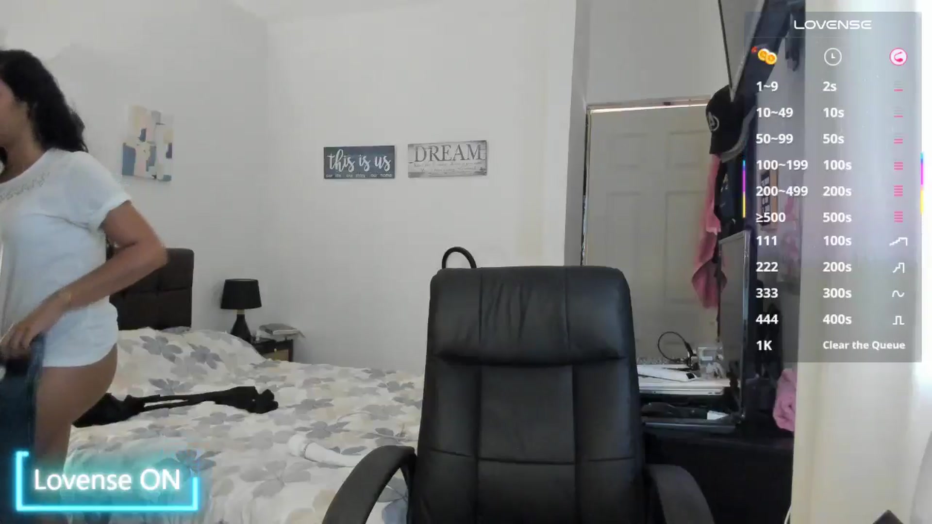 Gallery image thumbnail from Sexy_latina69's myfreecams stream on, 06/30/2025, 15:35 image 17 of 20