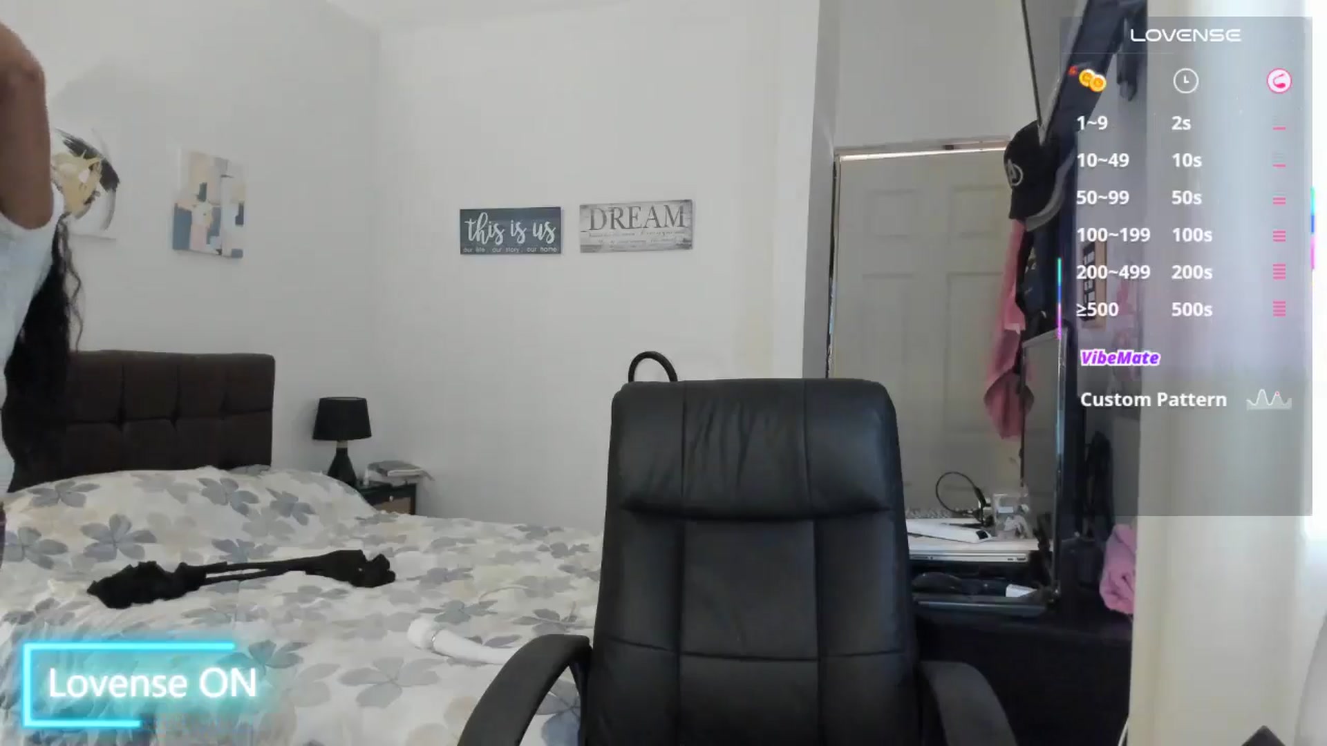 Gallery image thumbnail from Sexy_latina69's myfreecams stream on, 06/30/2025, 15:35 image 19 of 20