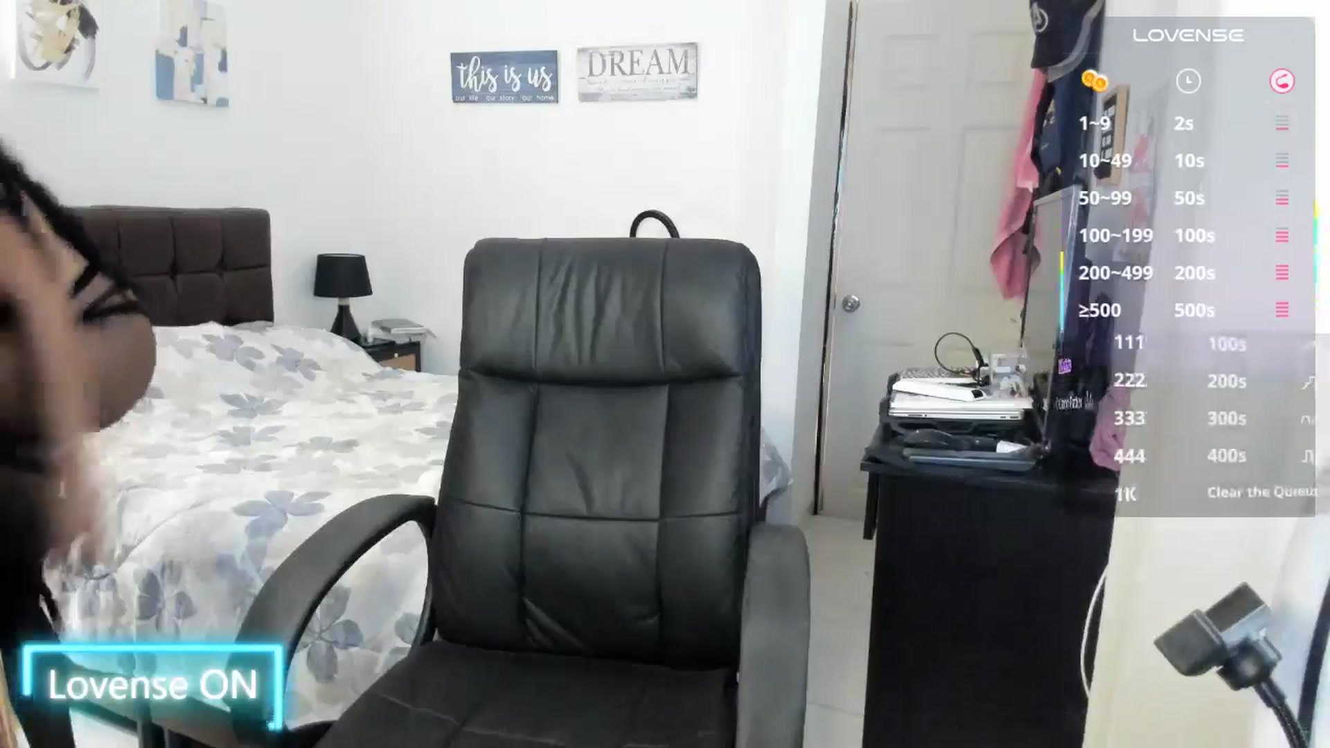 Gallery image thumbnail from Sexy_latina69's myfreecams stream on, 06/30/2025, 15:35 image 10 of 20