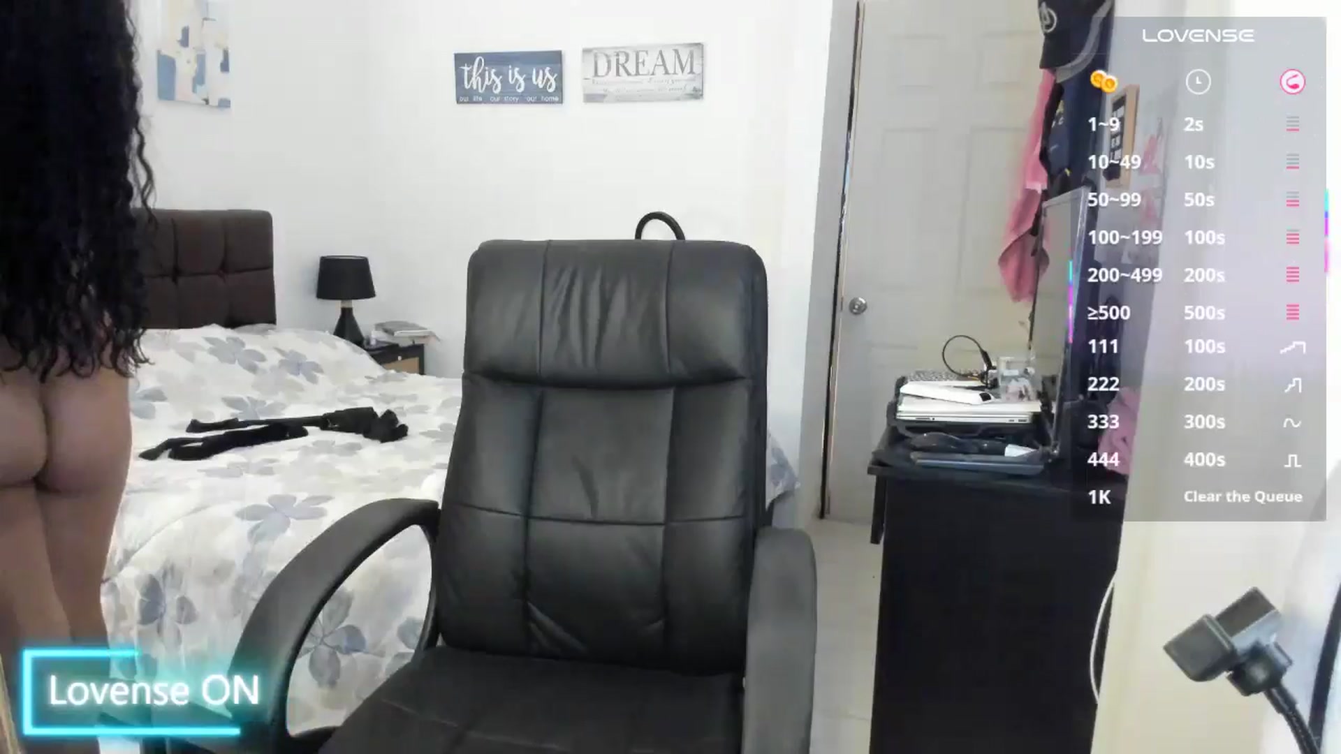Gallery image thumbnail from Sexy_latina69's myfreecams stream on, 06/30/2025, 15:35 image 11 of 20