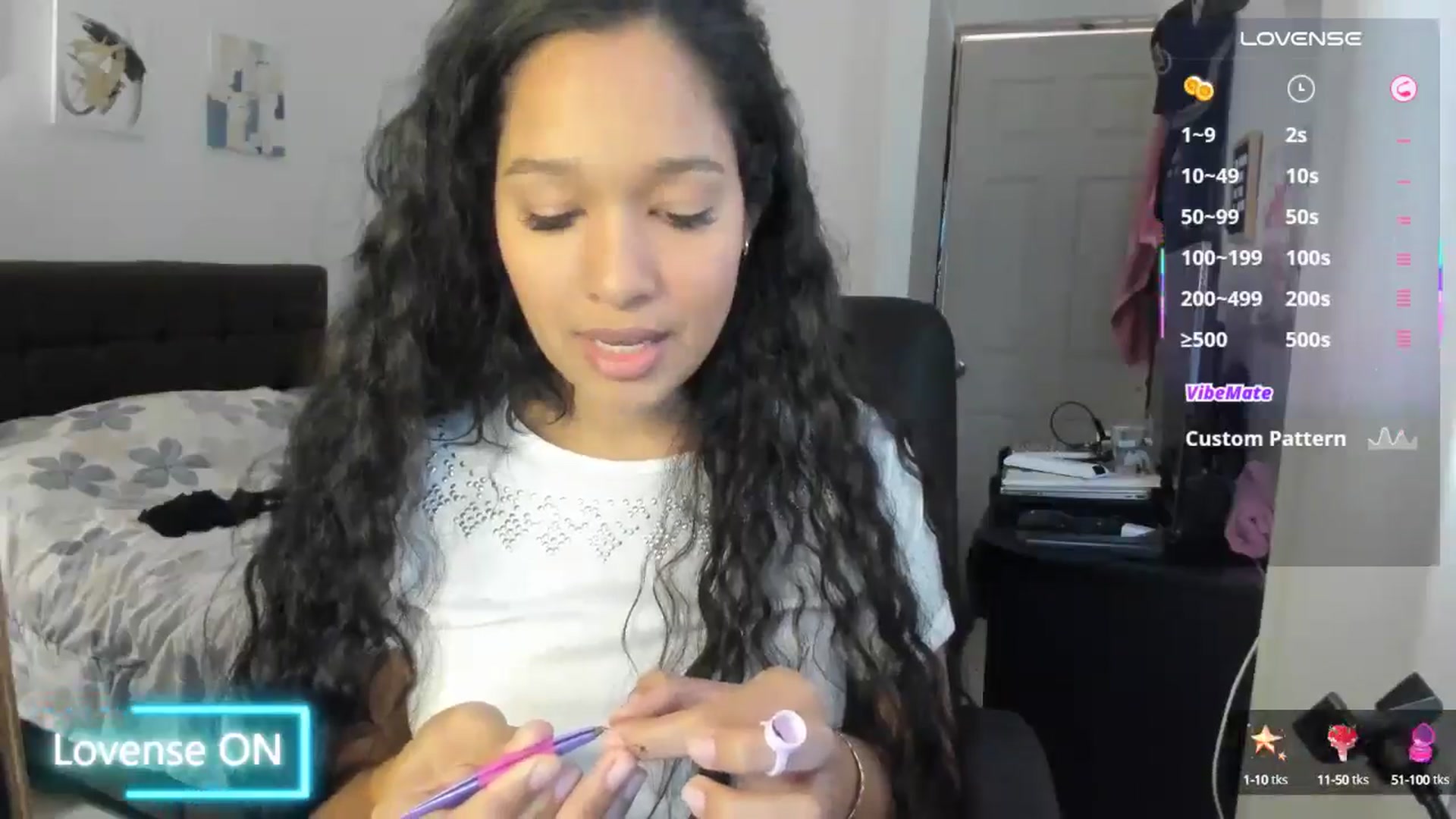 Gallery image thumbnail from Sexy_latina69's myfreecams stream on, 06/30/2025, 16:30 image 3 of 20