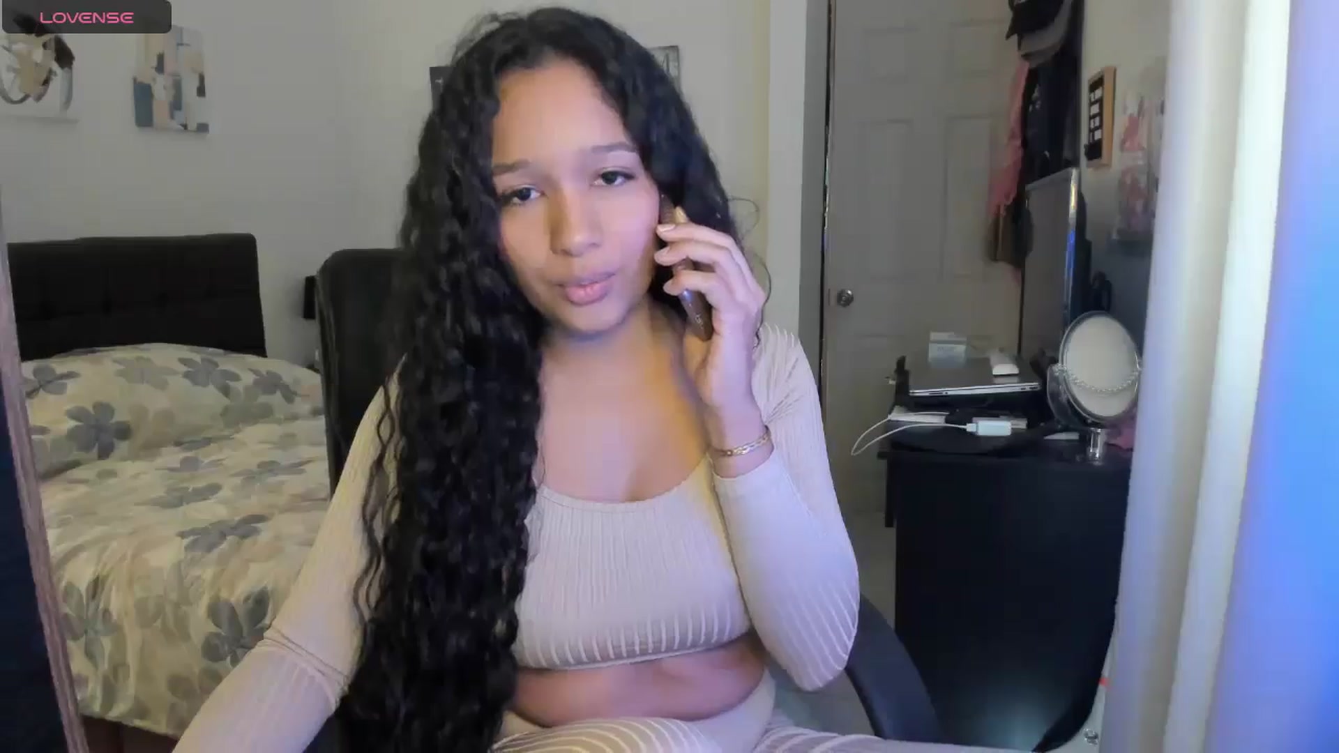 Gallery image thumbnail from Sexy_latina69's myfreecams stream on, 07/02/2025, 17:28 image 19 of 20