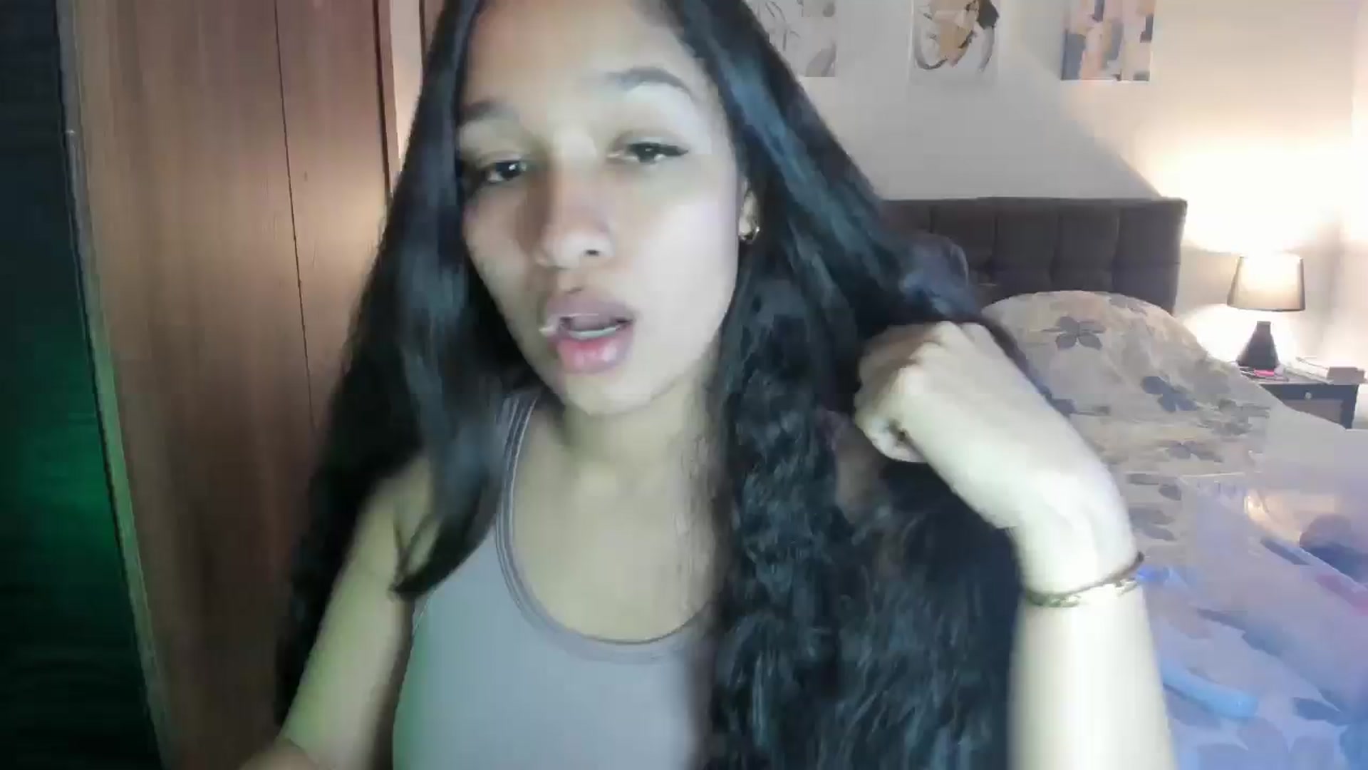 Gallery image thumbnail from Sexy_latina69's myfreecams stream on, 07/24/2025, 15:27 image 1 of 20