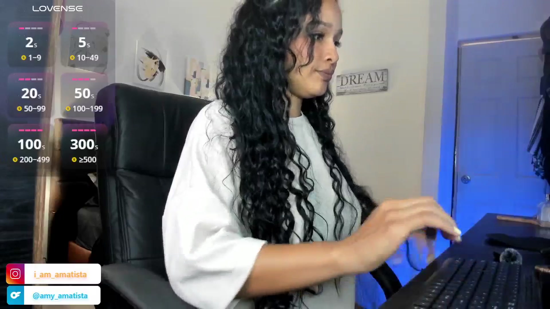 Gallery image thumbnail from Sexy_latina69's myfreecams stream on, 08/21/2025, 17:20 image 17 of 20