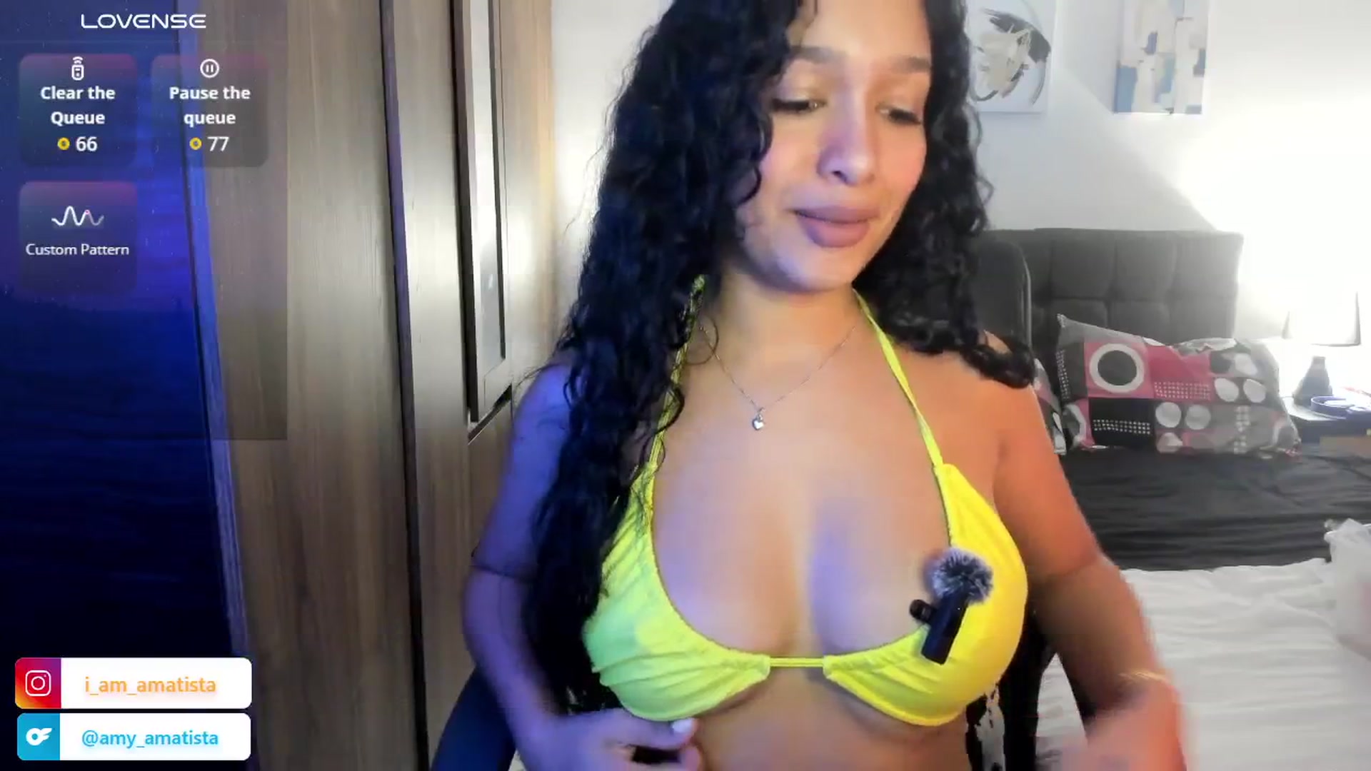Gallery image thumbnail from Sexy_latina69's myfreecams stream on, 08/27/2025, 16:28 image 8 of 20
