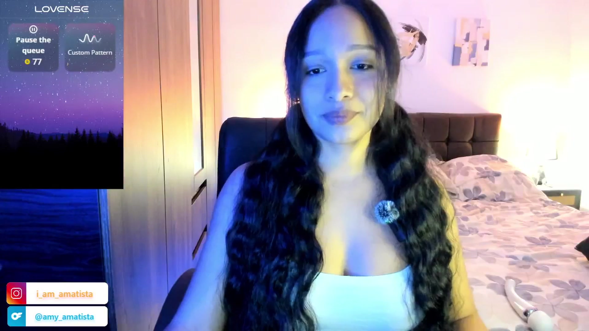 Gallery image thumbnail from Sexy_latina69's myfreecams stream on, 11/24/2025, 07:29 image 16 of 20