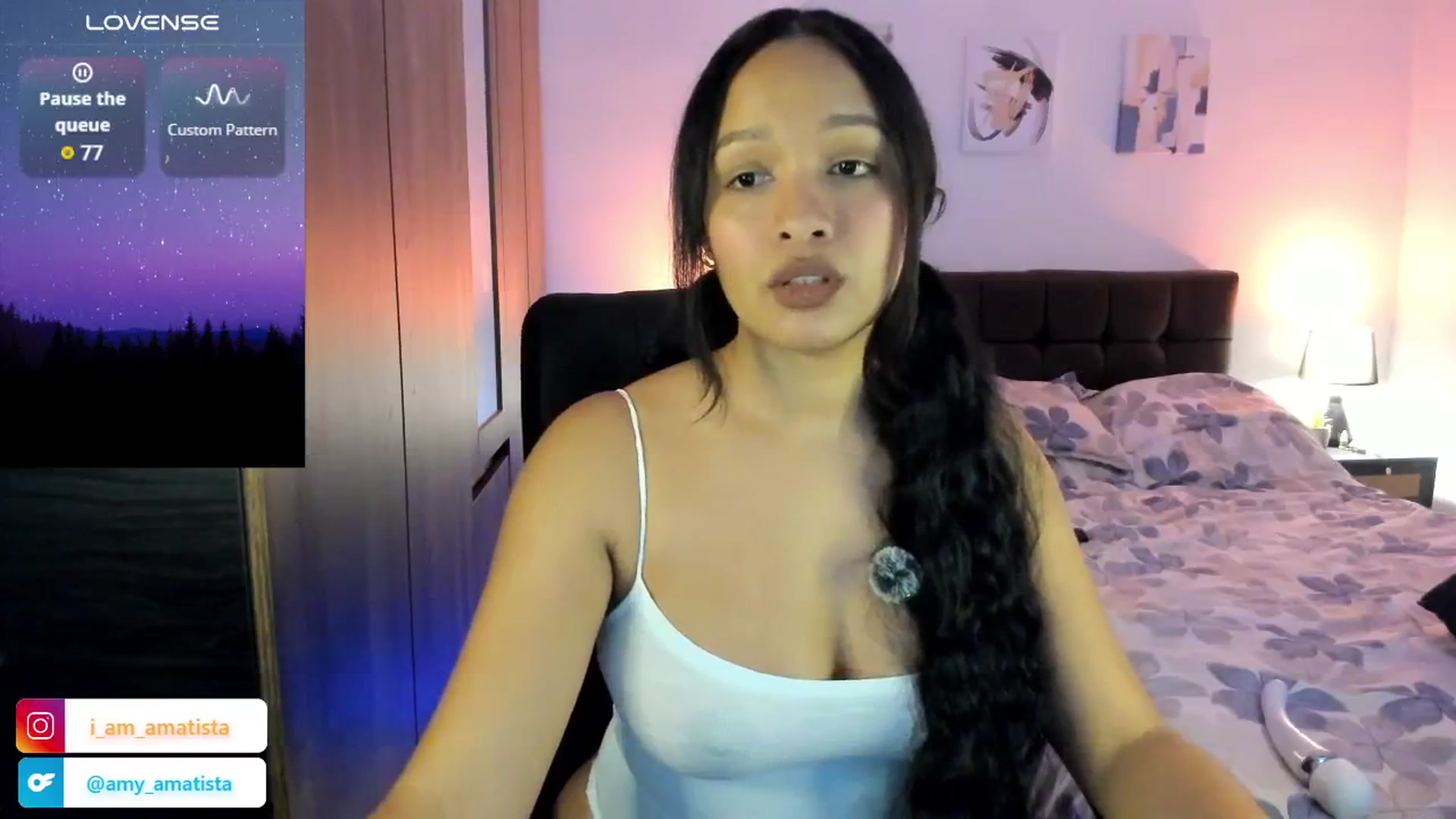 Gallery image thumbnail from Sexy_latina69's myfreecams stream on, 11/24/2025, 08:53 image 7 of 20