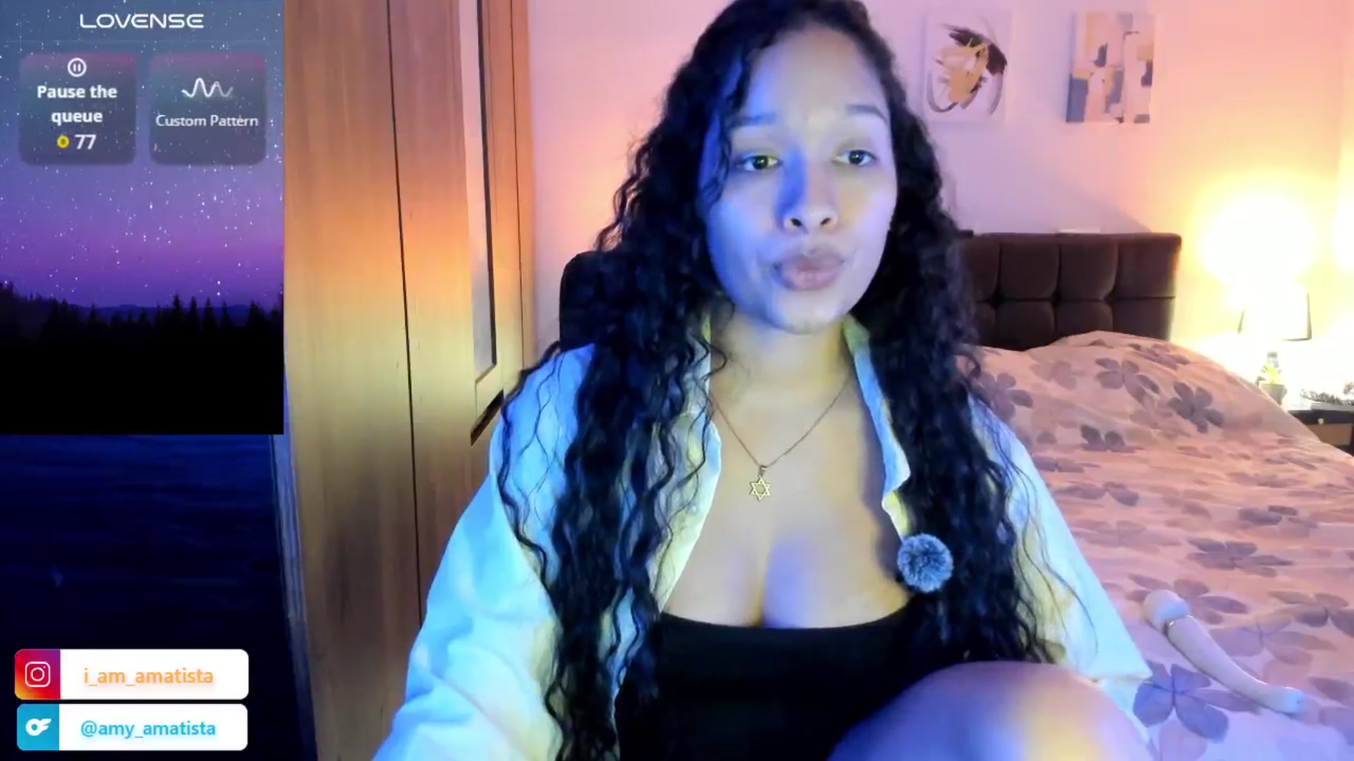 Gallery image thumbnail from Sexy_latina69's myfreecams stream on, 11/29/2025, 12:09 image 12 of 20
